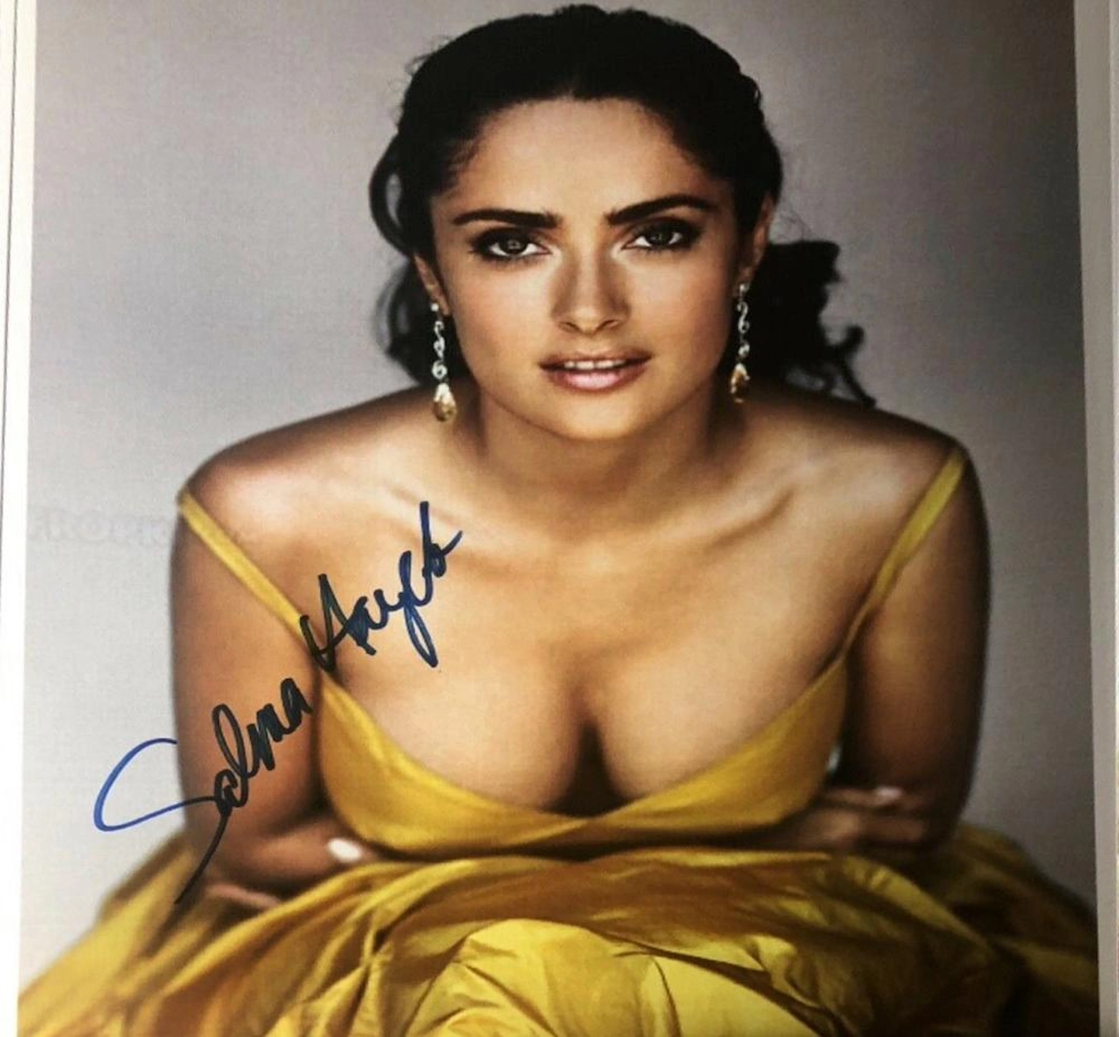 Salma Hayek - 8.5 x 11 Signed Photograph w/COA
