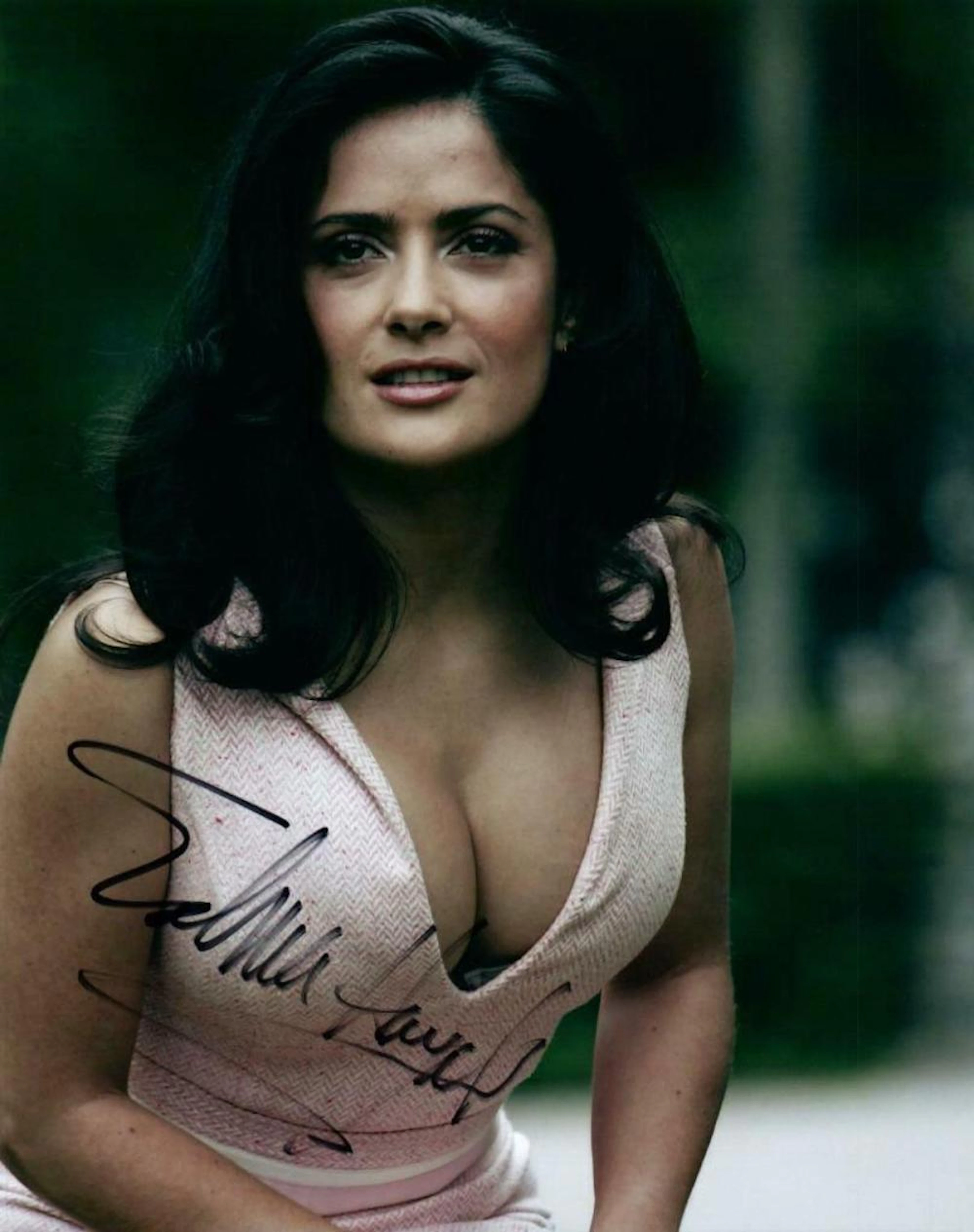 Salma Hayek - 8 x 10 Signed Photograph w/COA