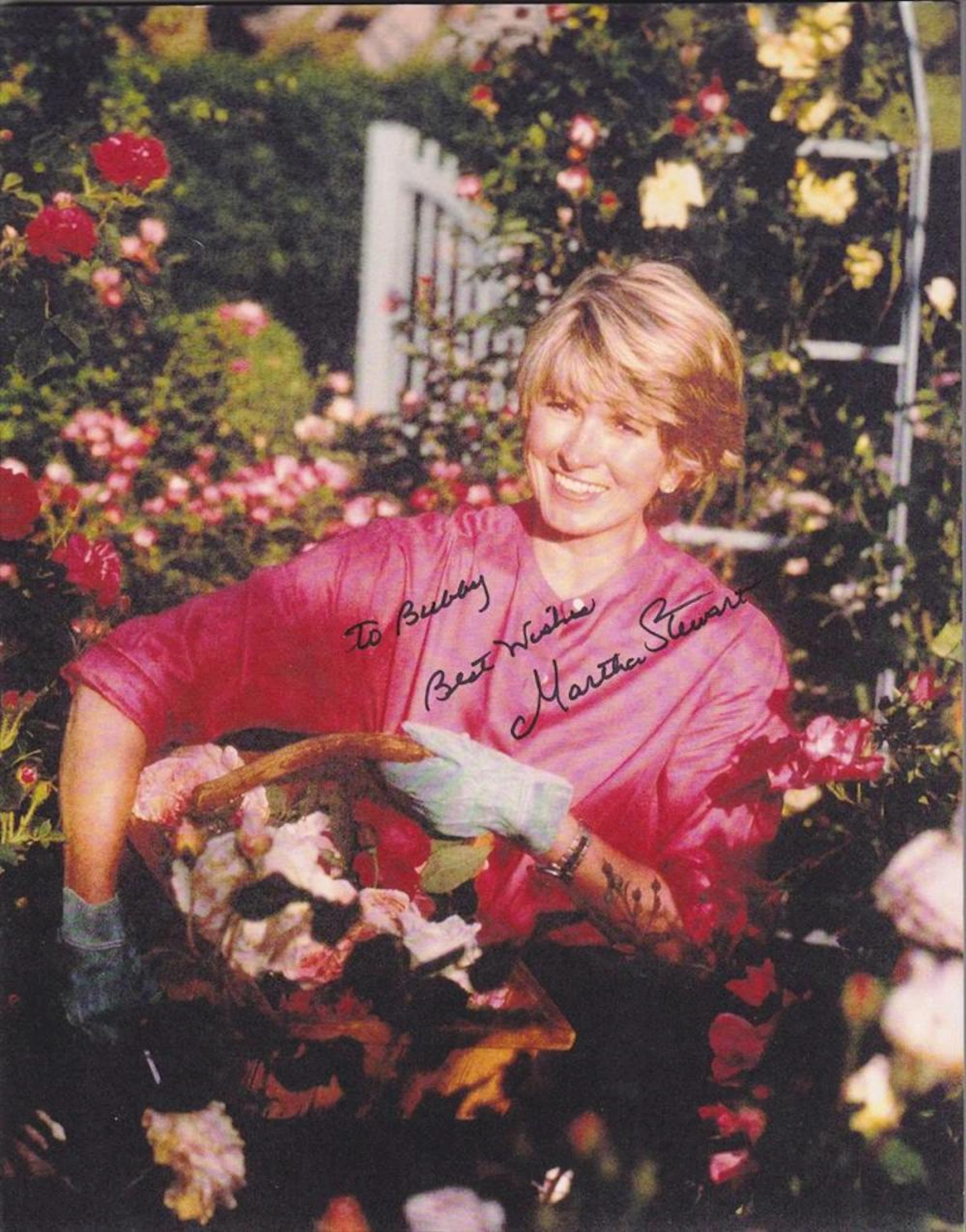 Martha Stewart - Signed 8 x 10.5 Photograph w/COA