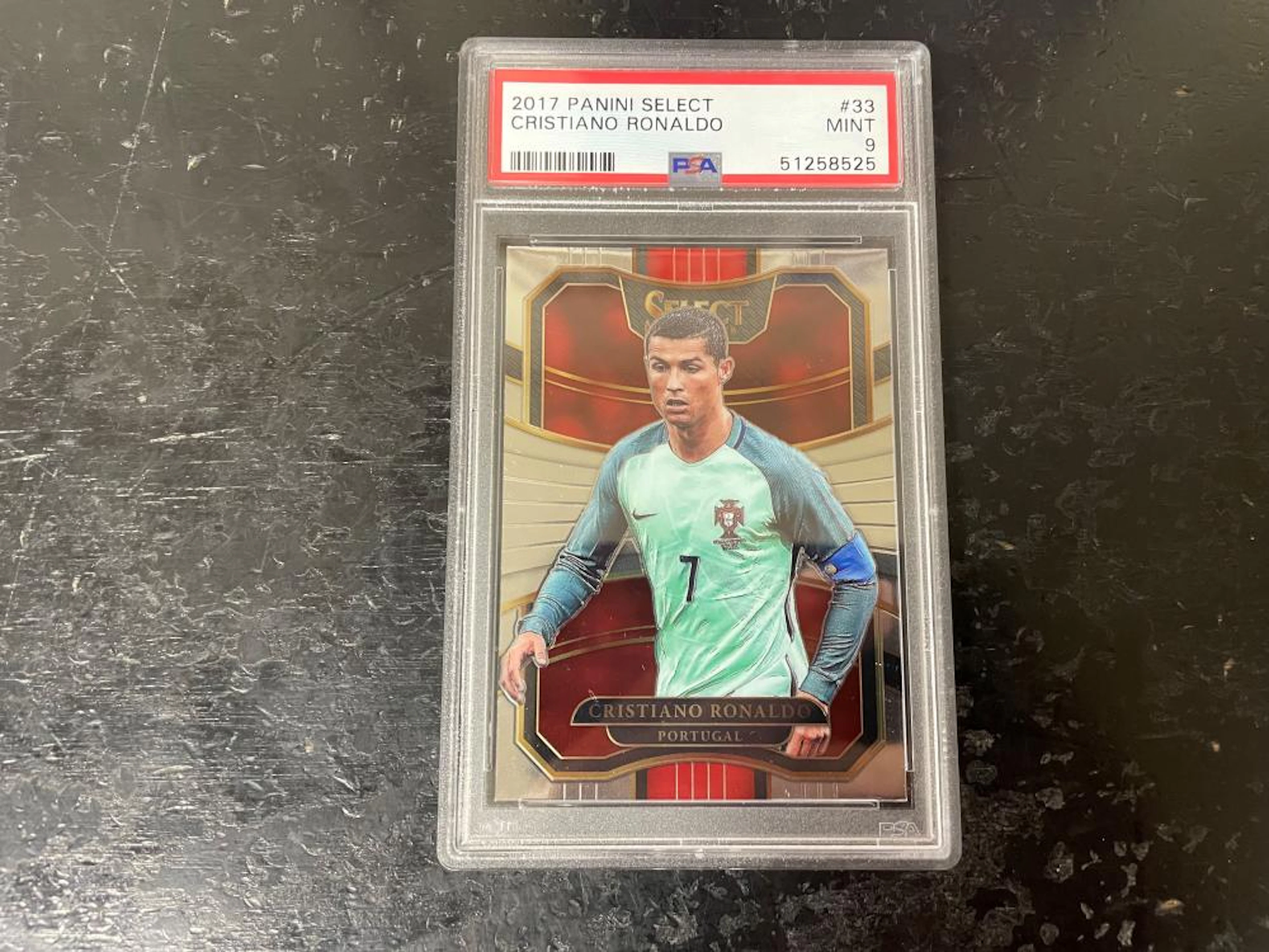 2017 Panini Select #33 Cristiano Ronaldo PSA 9