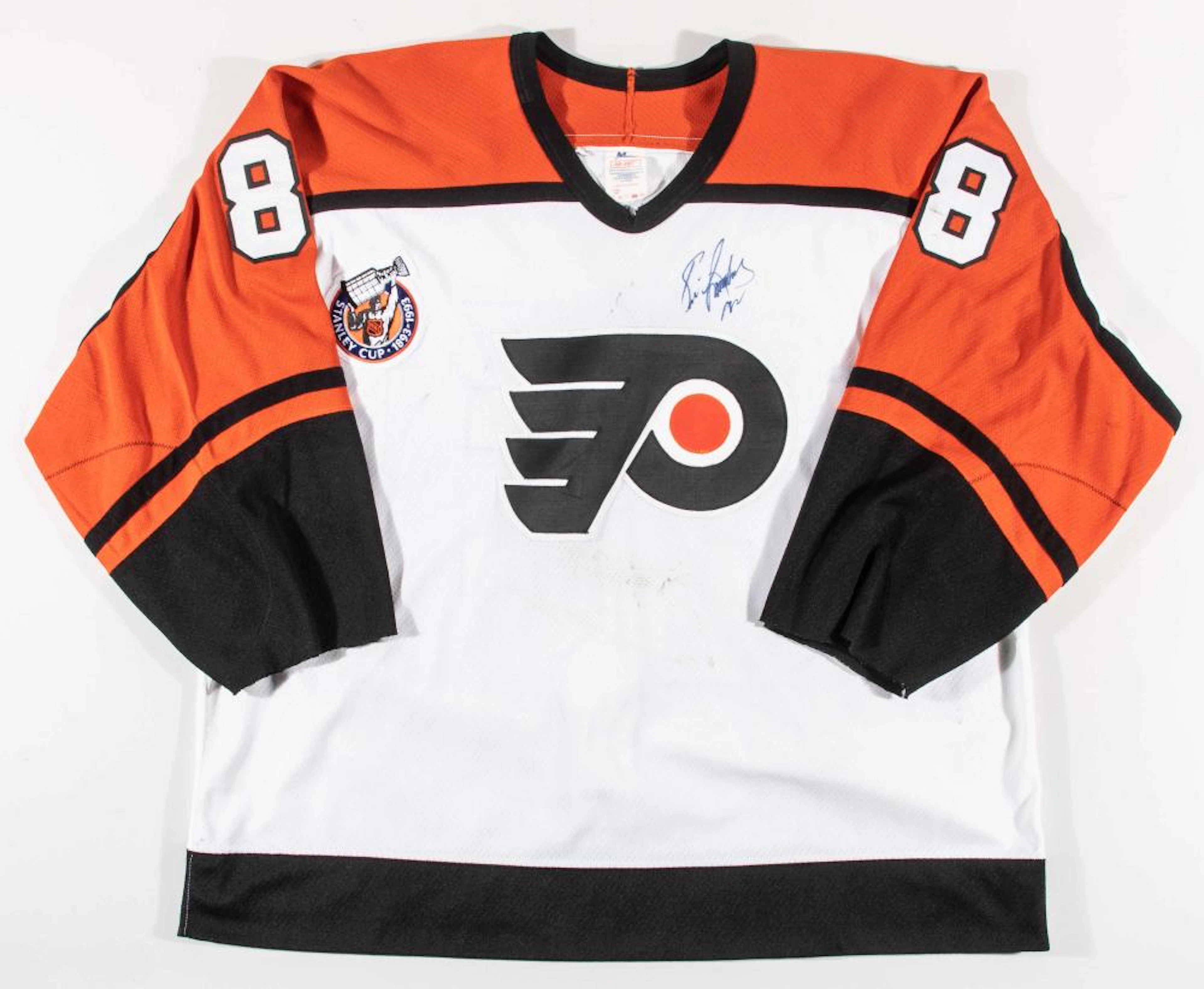 1993 Eric Lindros autographed Philadelphia Flyers professional model jersey.