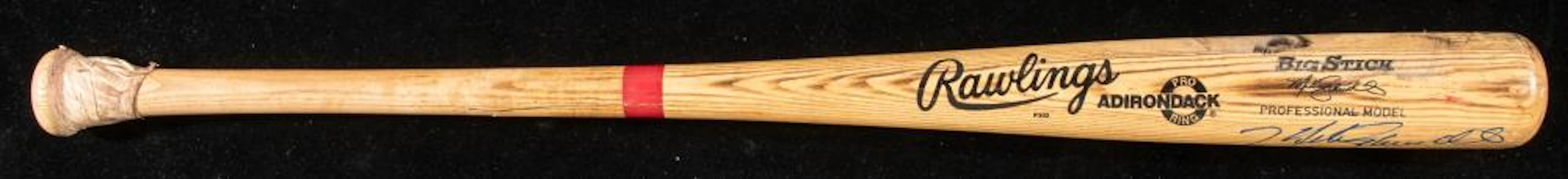 1989 Mike Schmidt autographed professional model baseball bat (PSA/DNA GU 9.5).