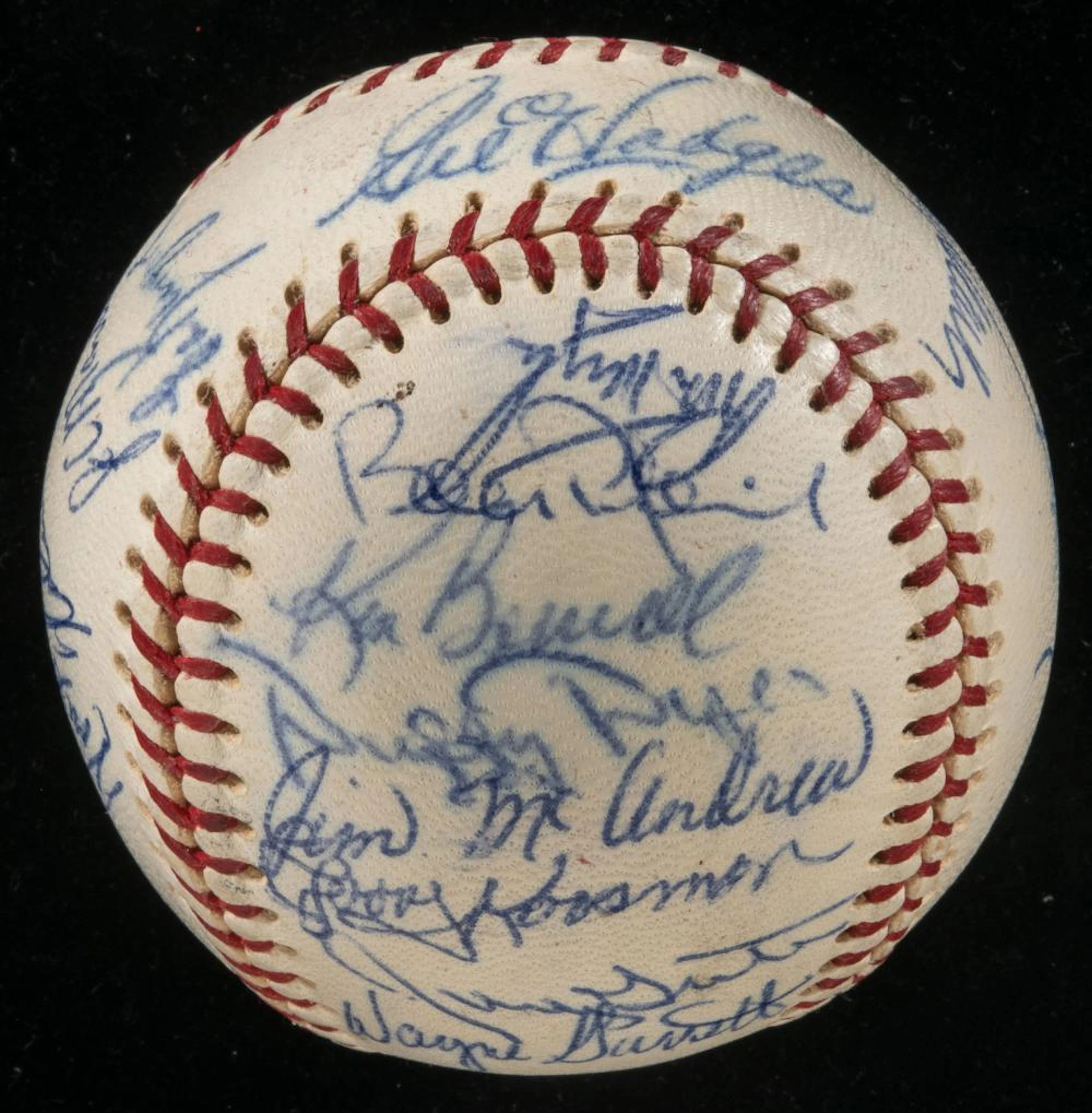 Very strong 1969 New York Mets team signed baseball - World Series Champions.