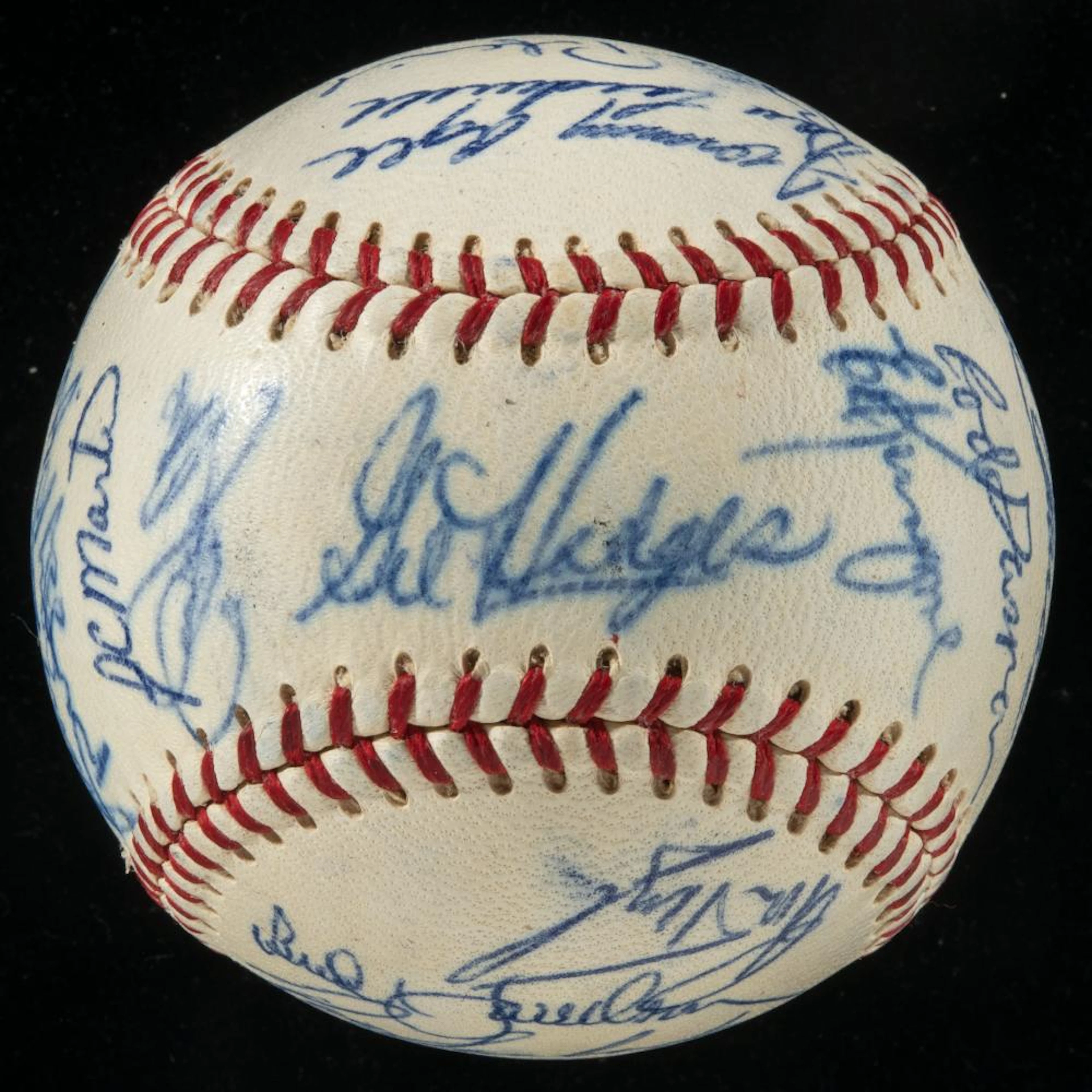 Very strong 1969 New York Mets team signed baseball - World Series Champions.