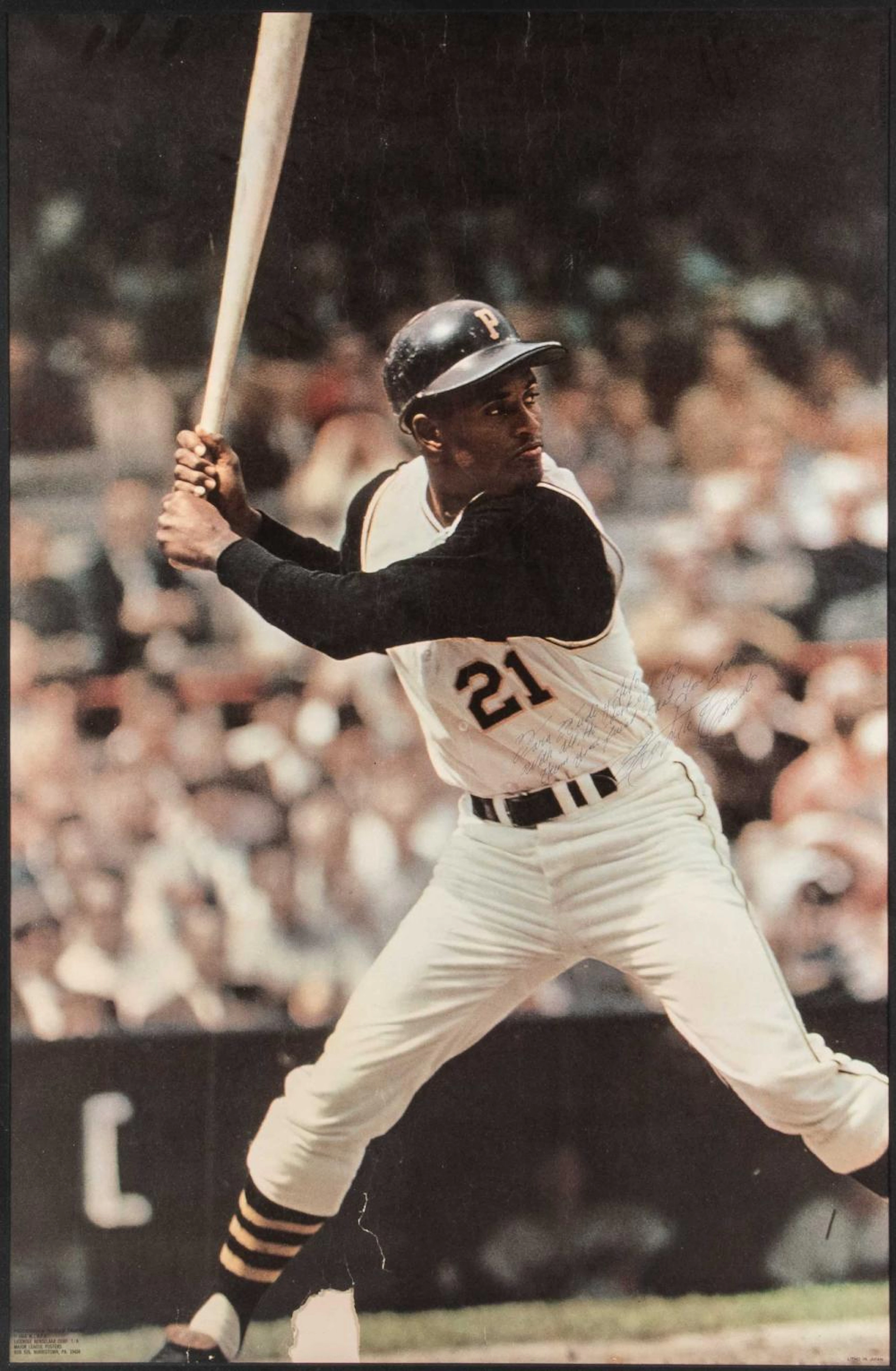 Magnificent Roberto Clemente autographed c.1968 Sports Illustrated poster.
