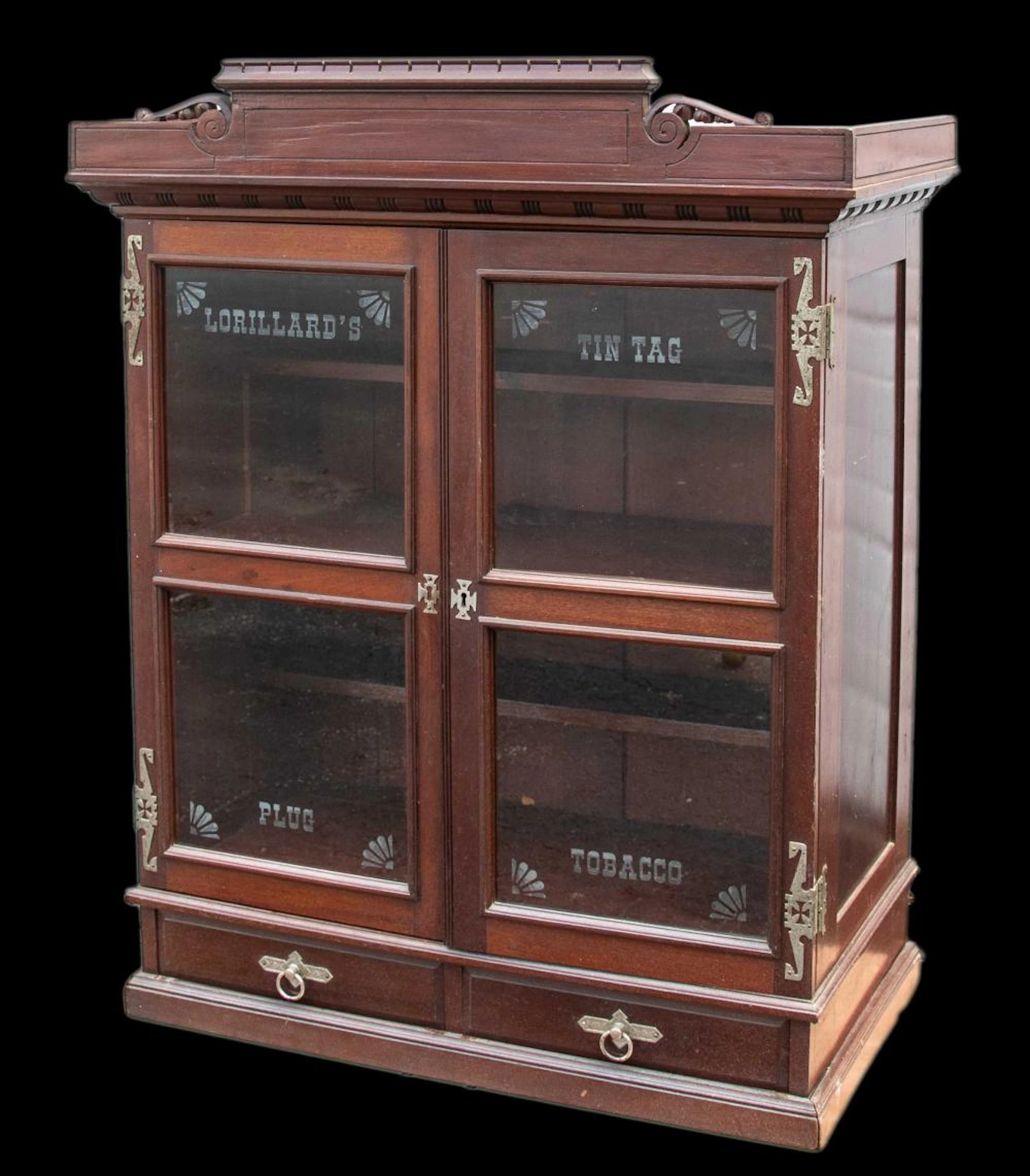 Lorillard tobacco display cabinet c.1880-1900.