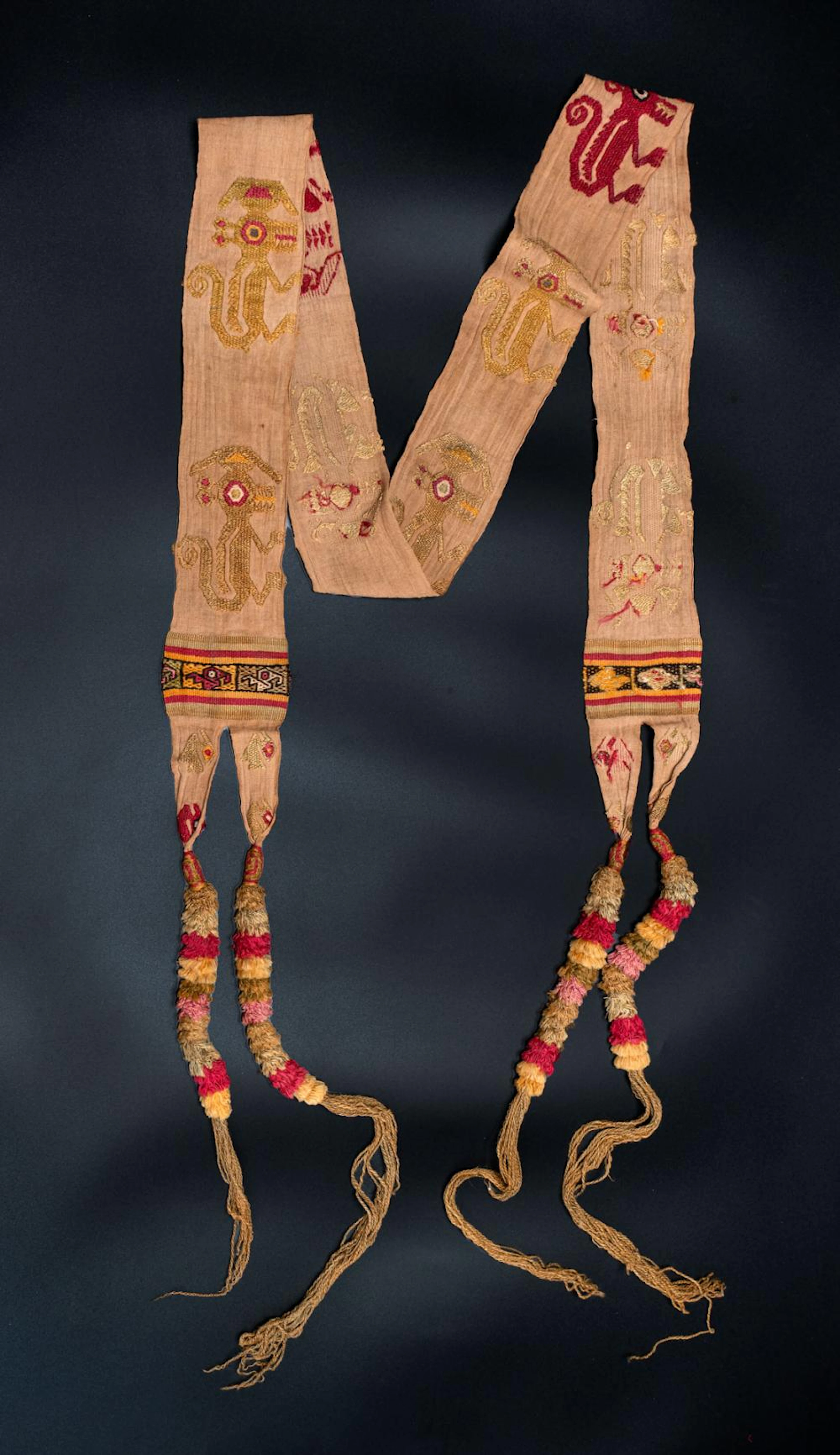 Long Band with Lunar Animal, Pachacamac, Peru, Late Horizon, 1100-1530 CE