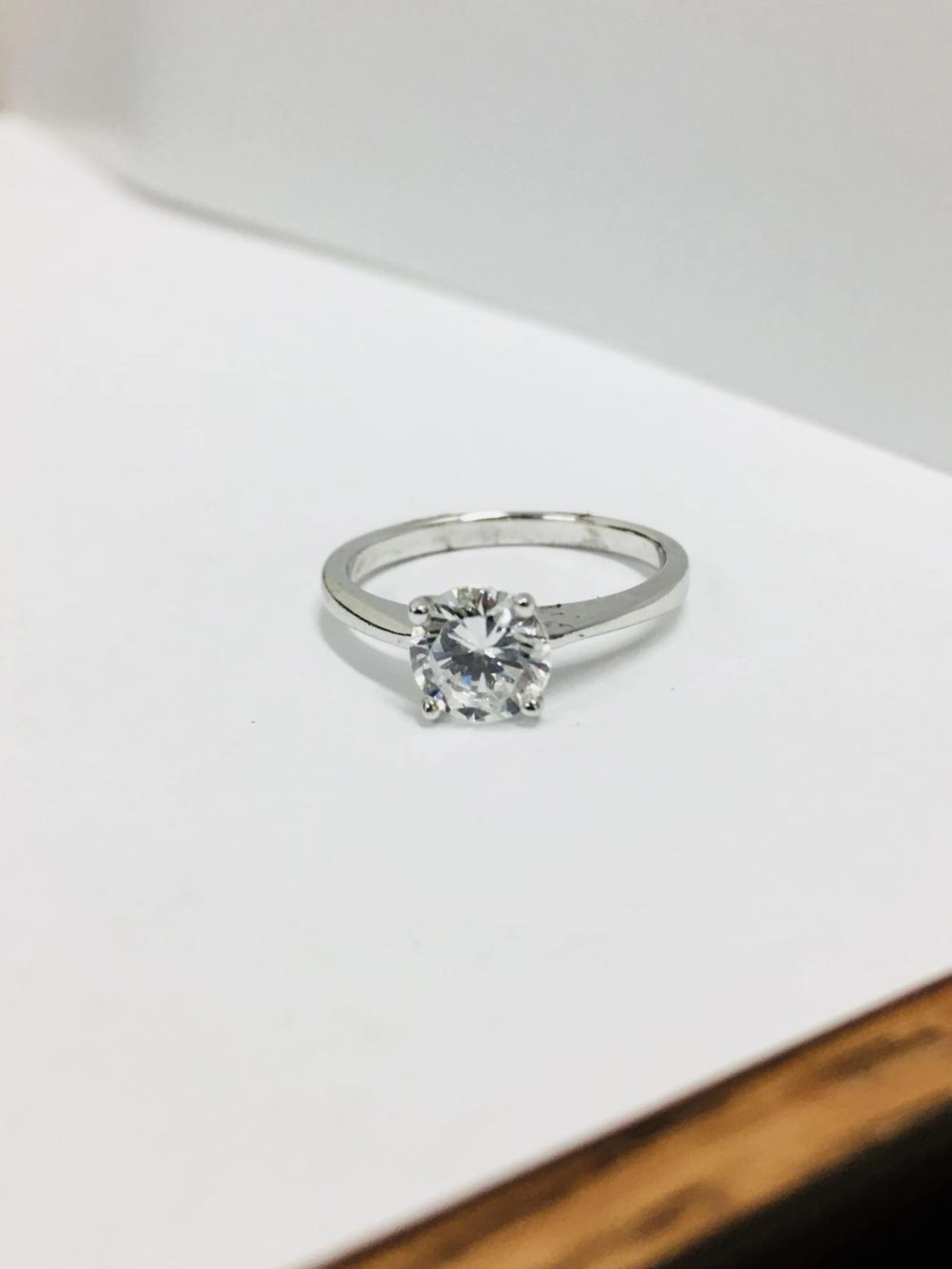 Platinum 4 claw diamond solitaire Ring,0.50ct brilliant...