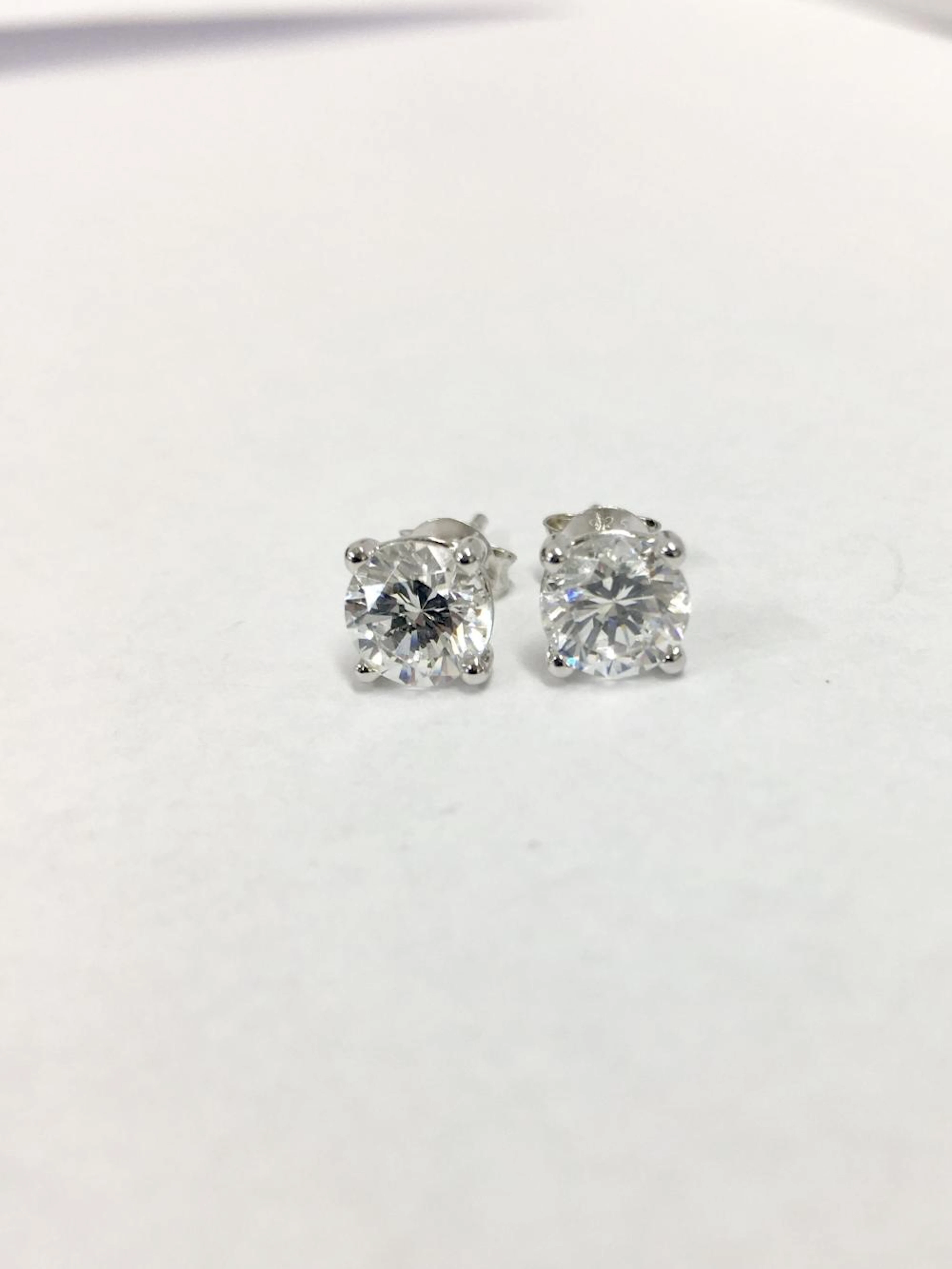 1ct diamond solitaire earrings