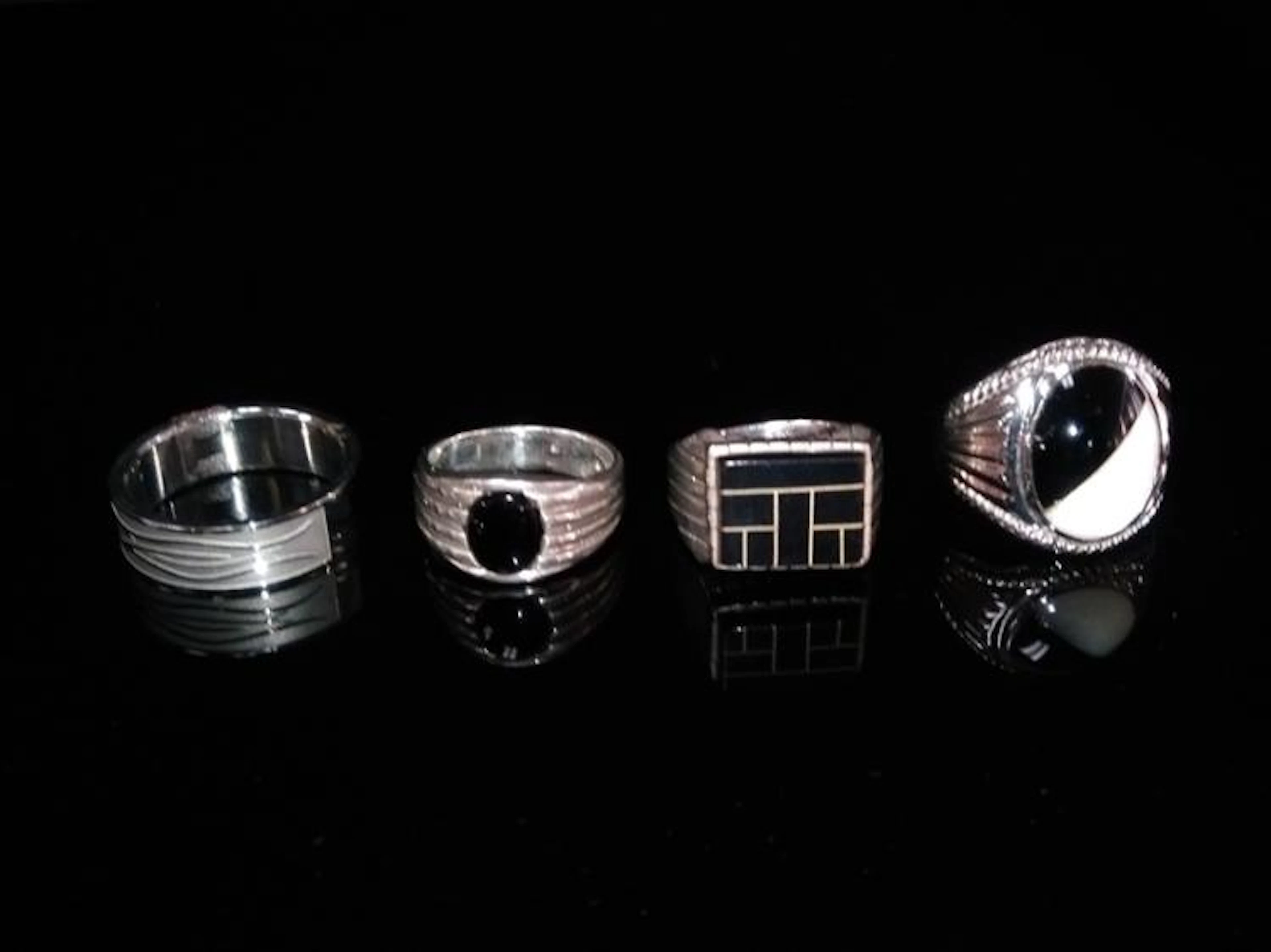 Lot (4) Vintage Sterling Silver Rings.