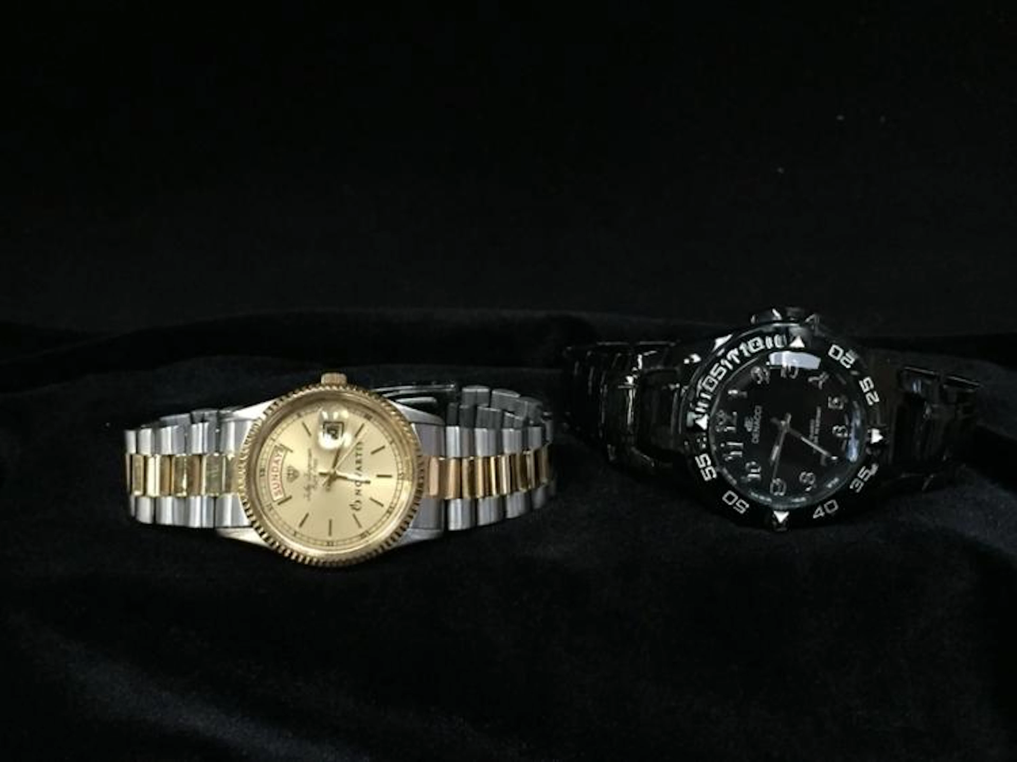 Lot (2) Vintage Mens Wrist Watches.