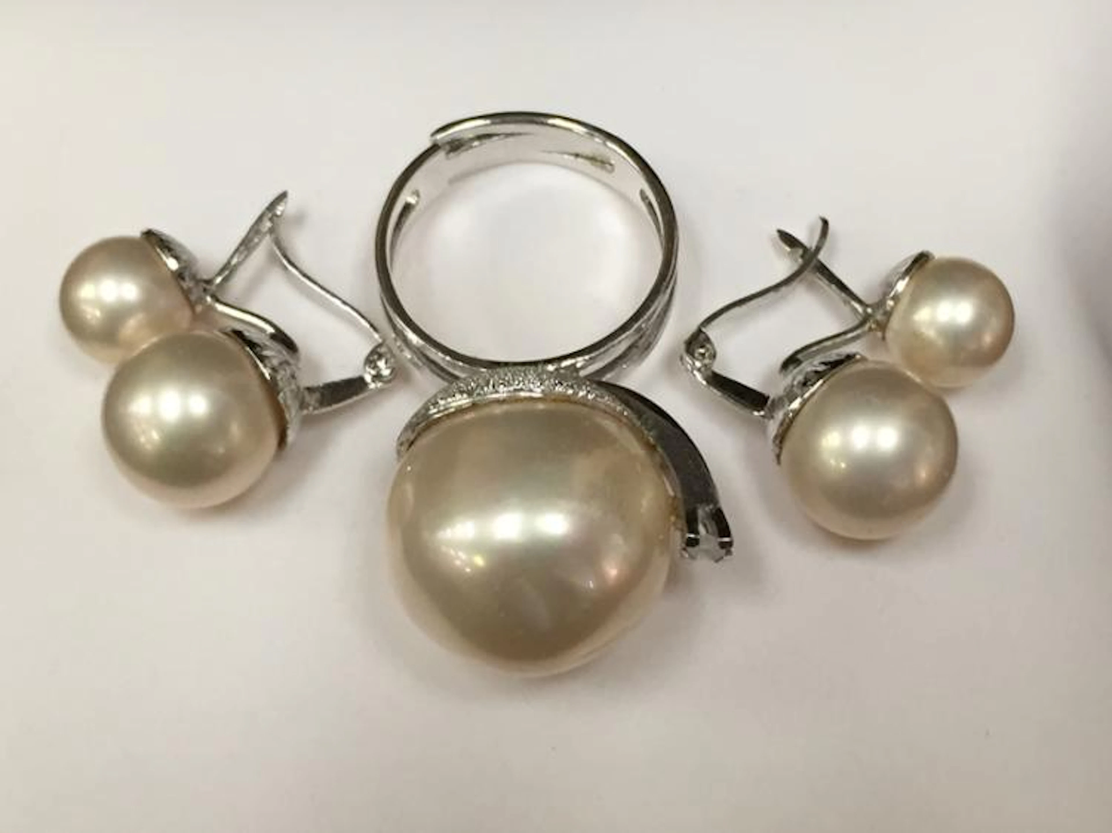 Vintage MAJORICA JOYA Baroque Pearl Ring and Double Pearl Earrings.