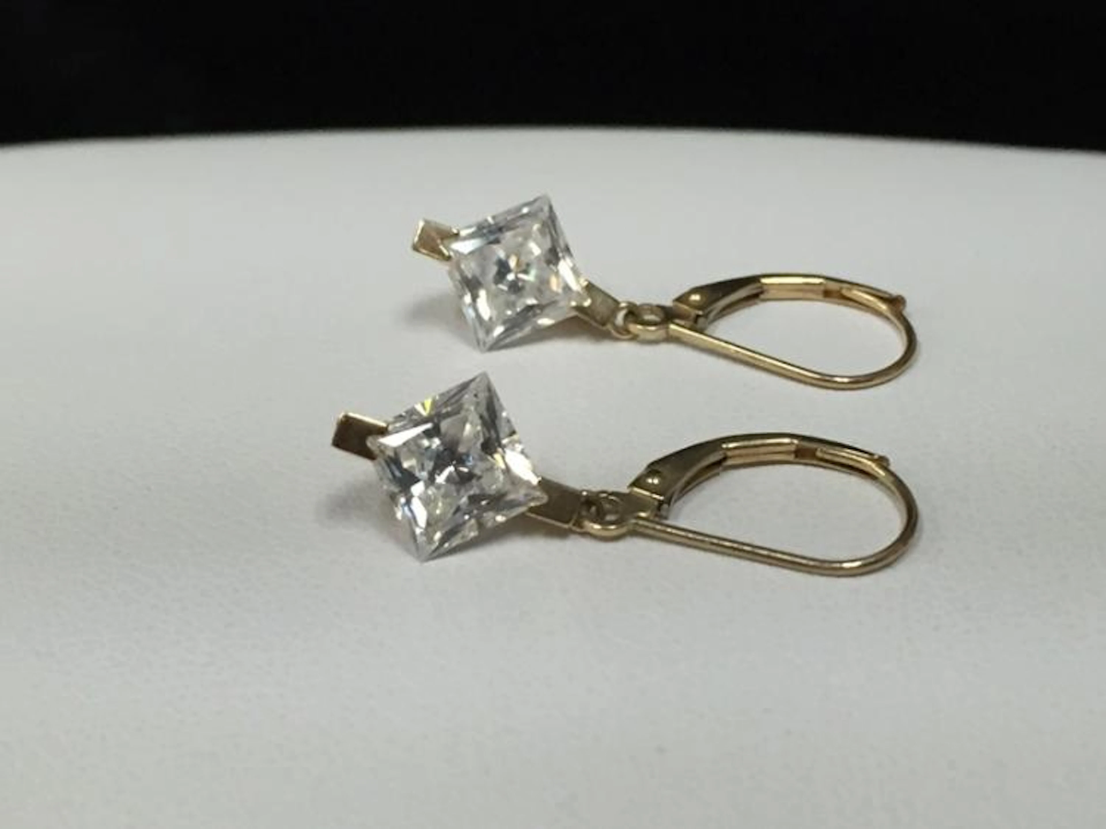 14K Diamonique Leverback Earrings