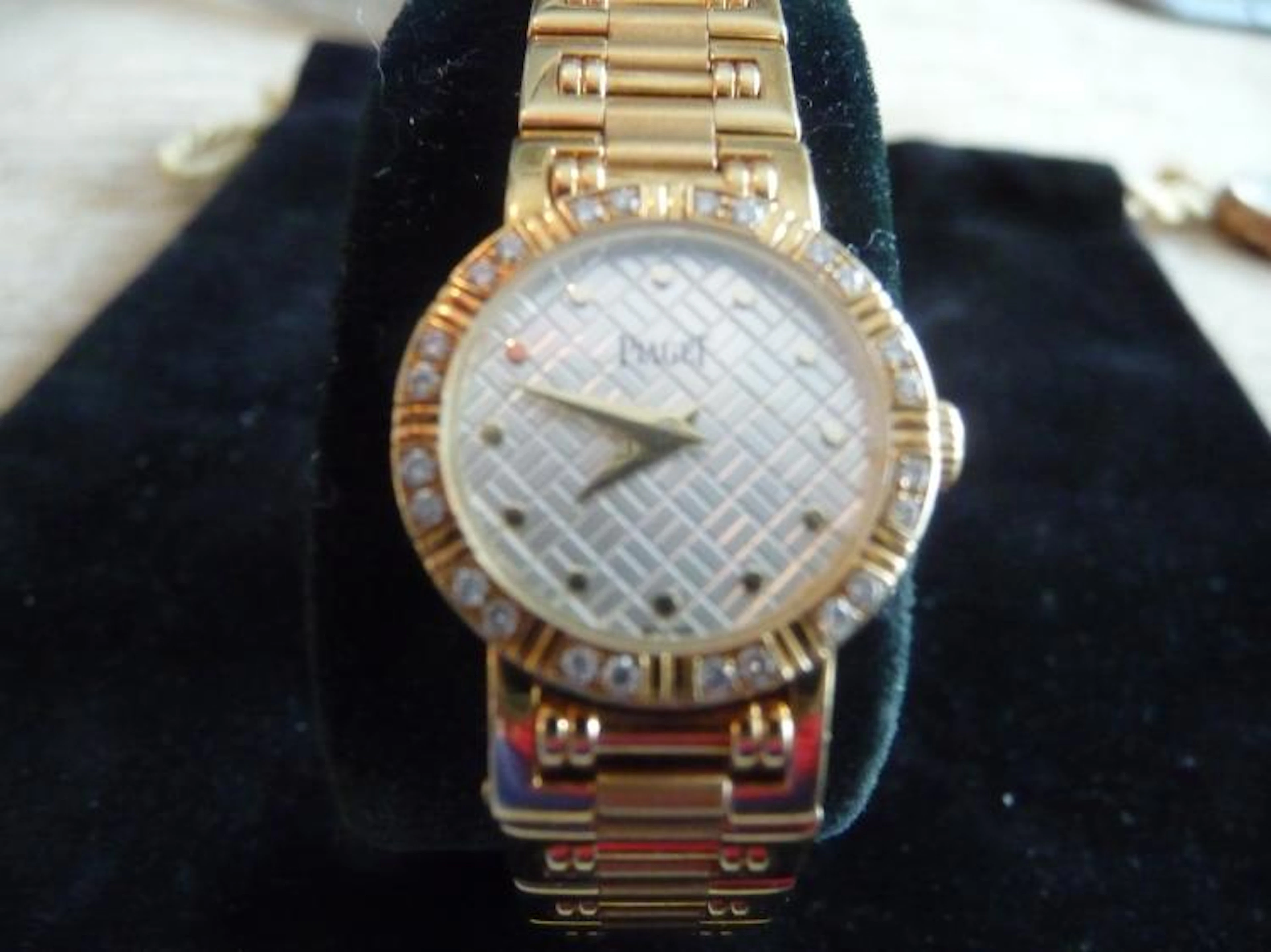 LADIES PIAGET DANCER DIAMOND 18K BRACELET WATCH