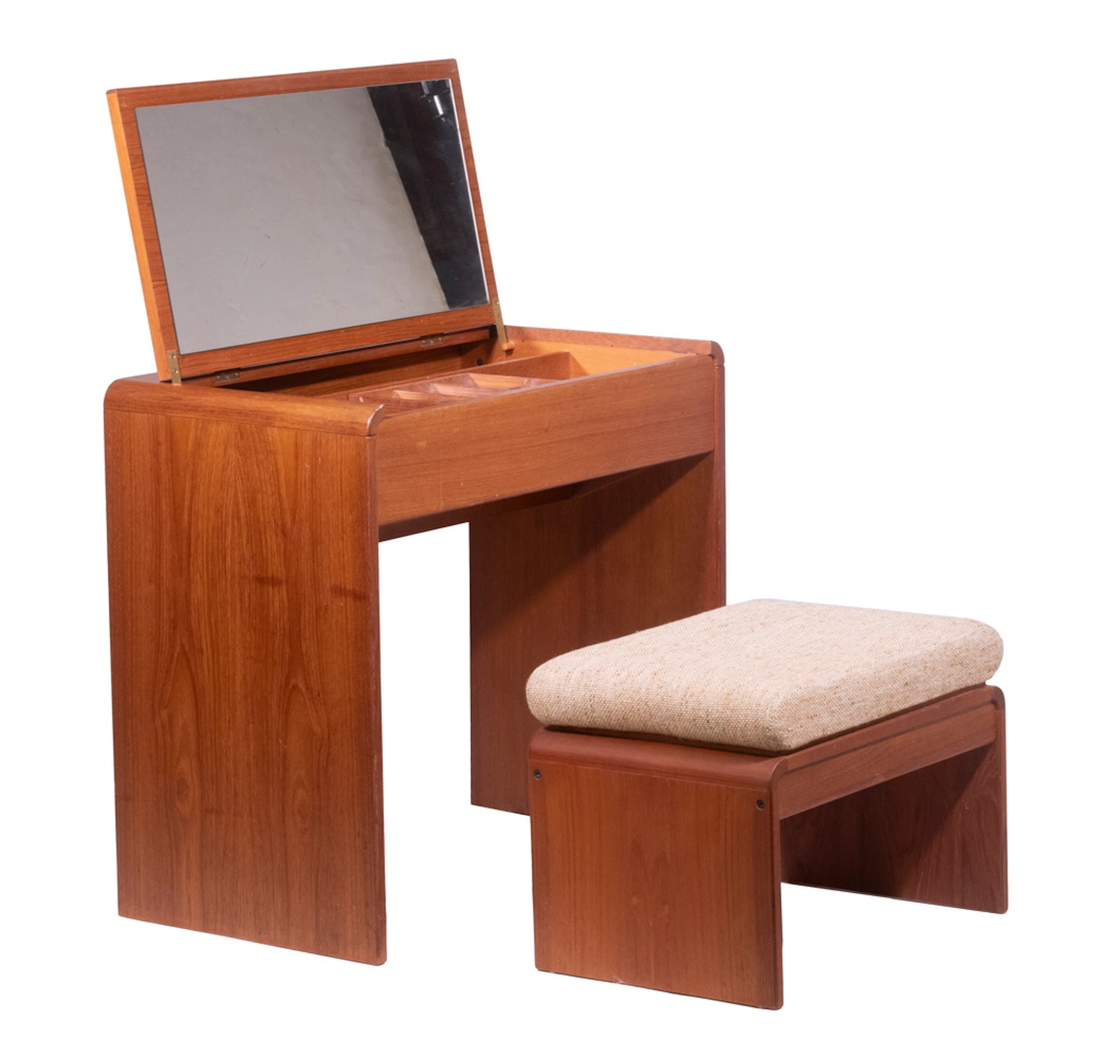 ARNE WAHL IVERSEN FOR VINDE MOBELFABRIK TEAK VANITY & BENCH