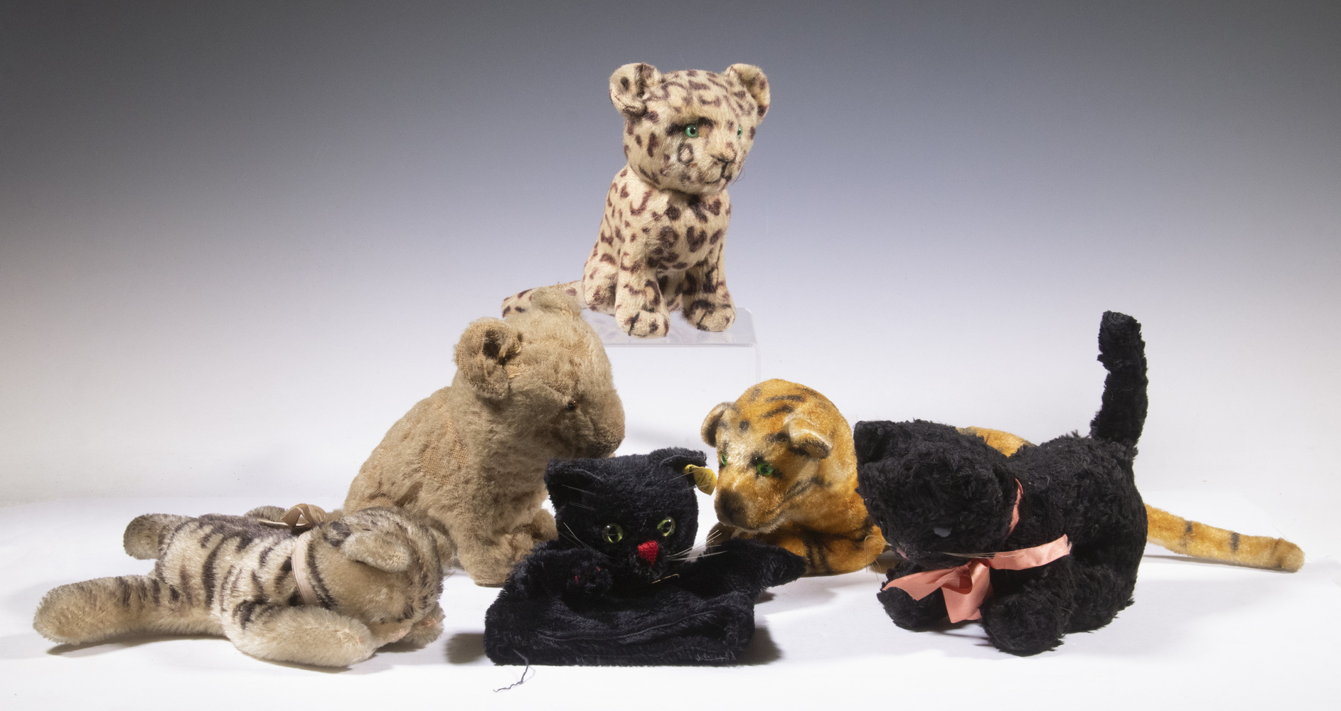 VINTAGE STUFFED CAT TOY COLLECTION, INCL STEIFF