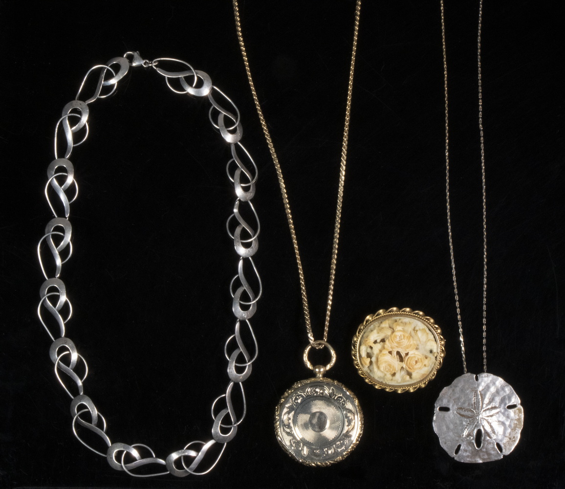 NECKLACES & BROOCH