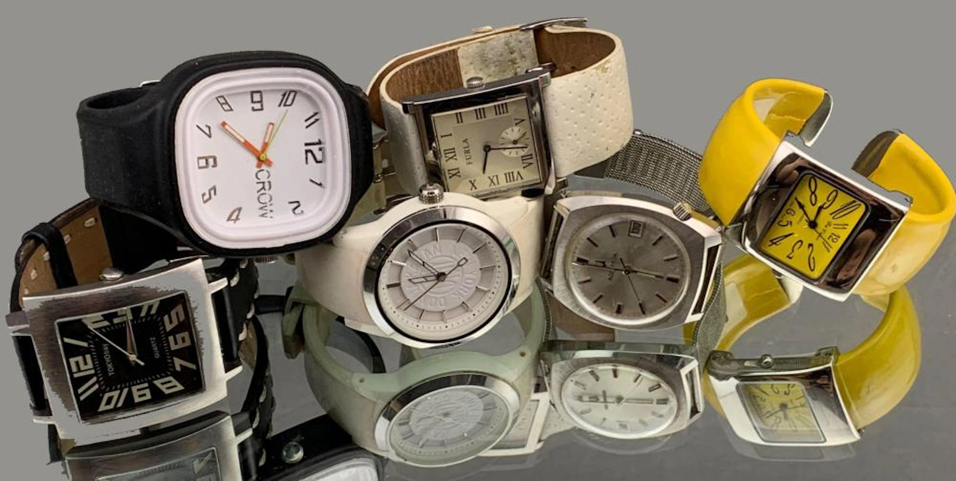 Lot of 6 Womens Fashion Watches, Da Vanci, DKNY, Furla, Crow, Tokyo Bay, and Bulova