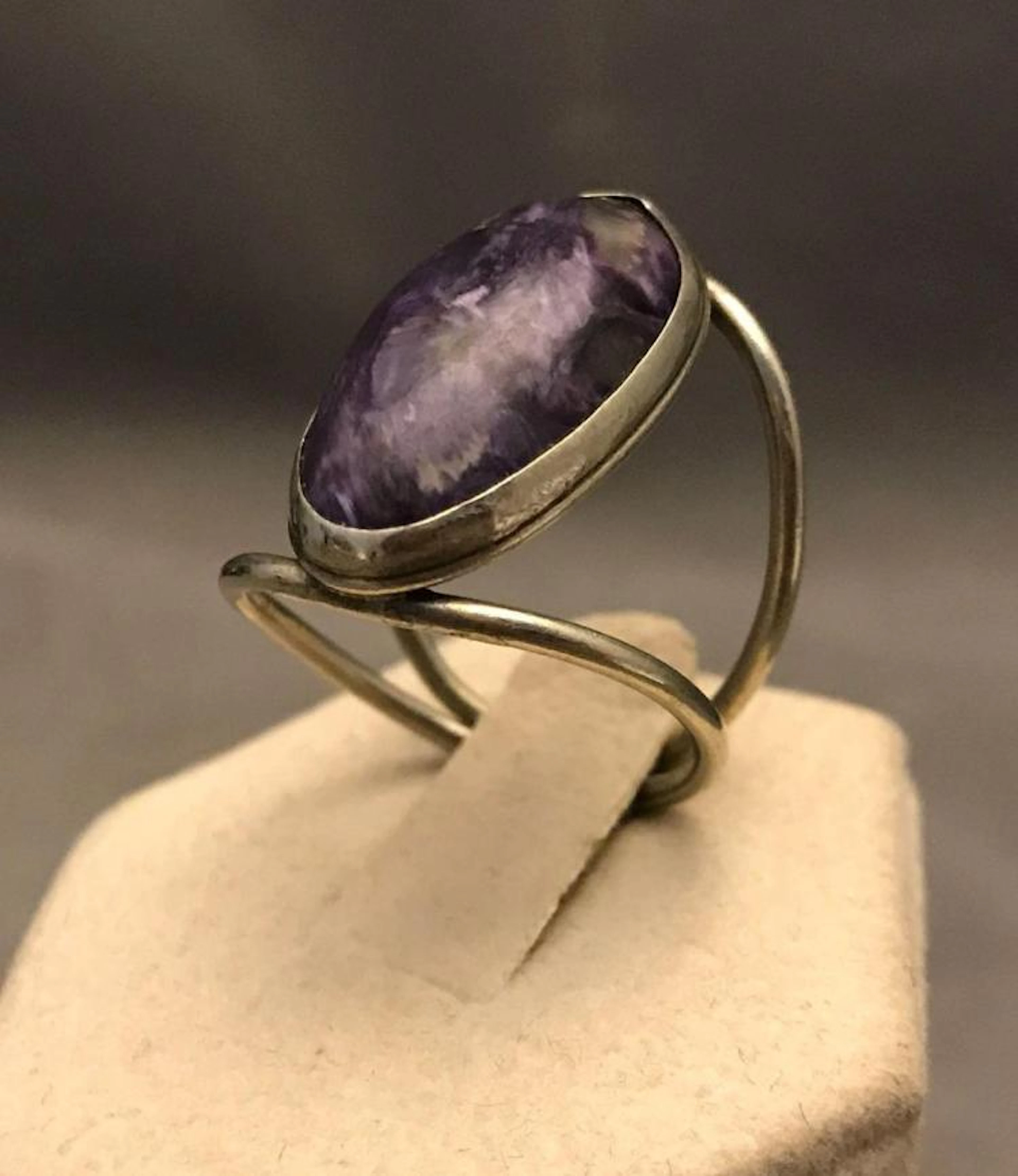 Vintage silver and Charoite gemstone ring sz8