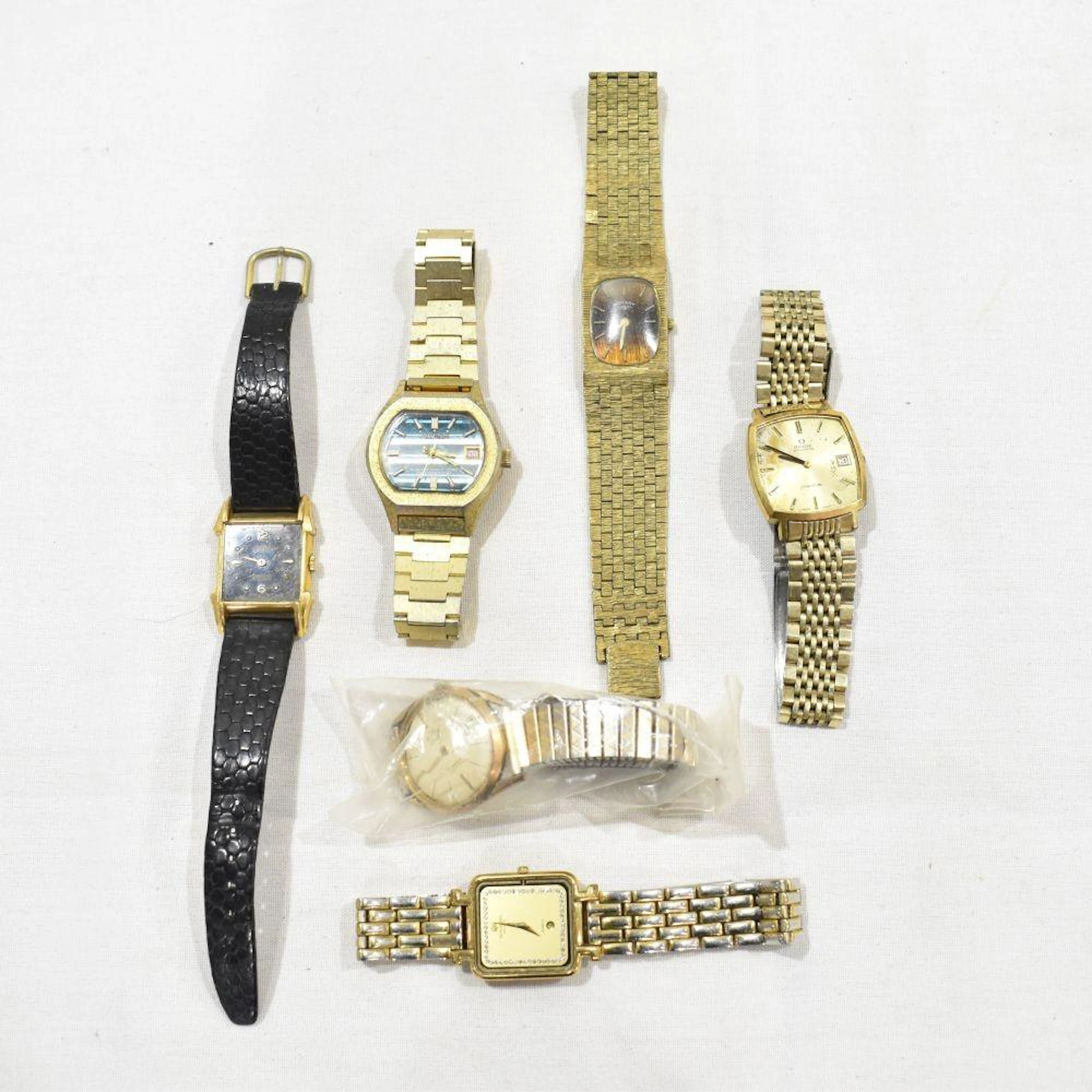 6 Vintage Ladies and Gents Wristwatches - some with date window