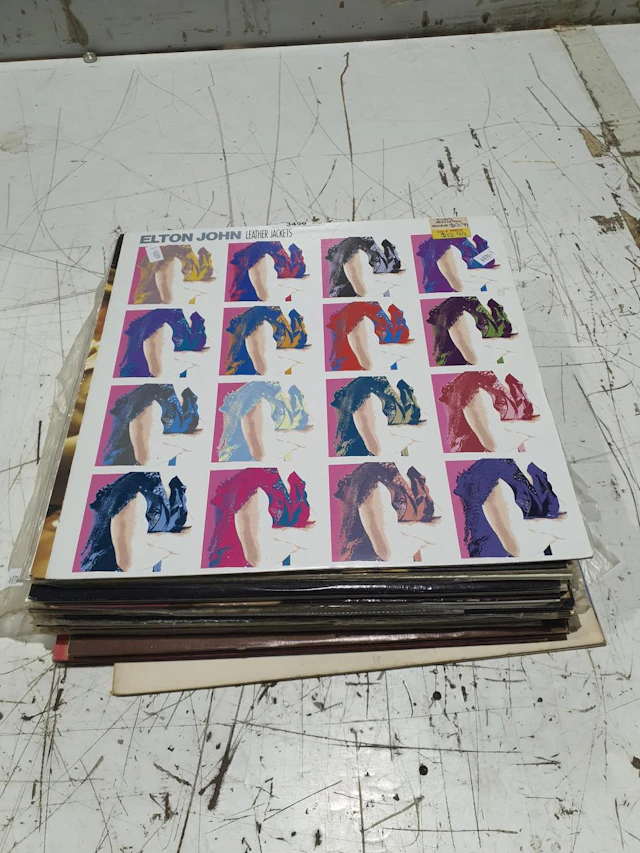 Collection of 22 assorted L/P's inc