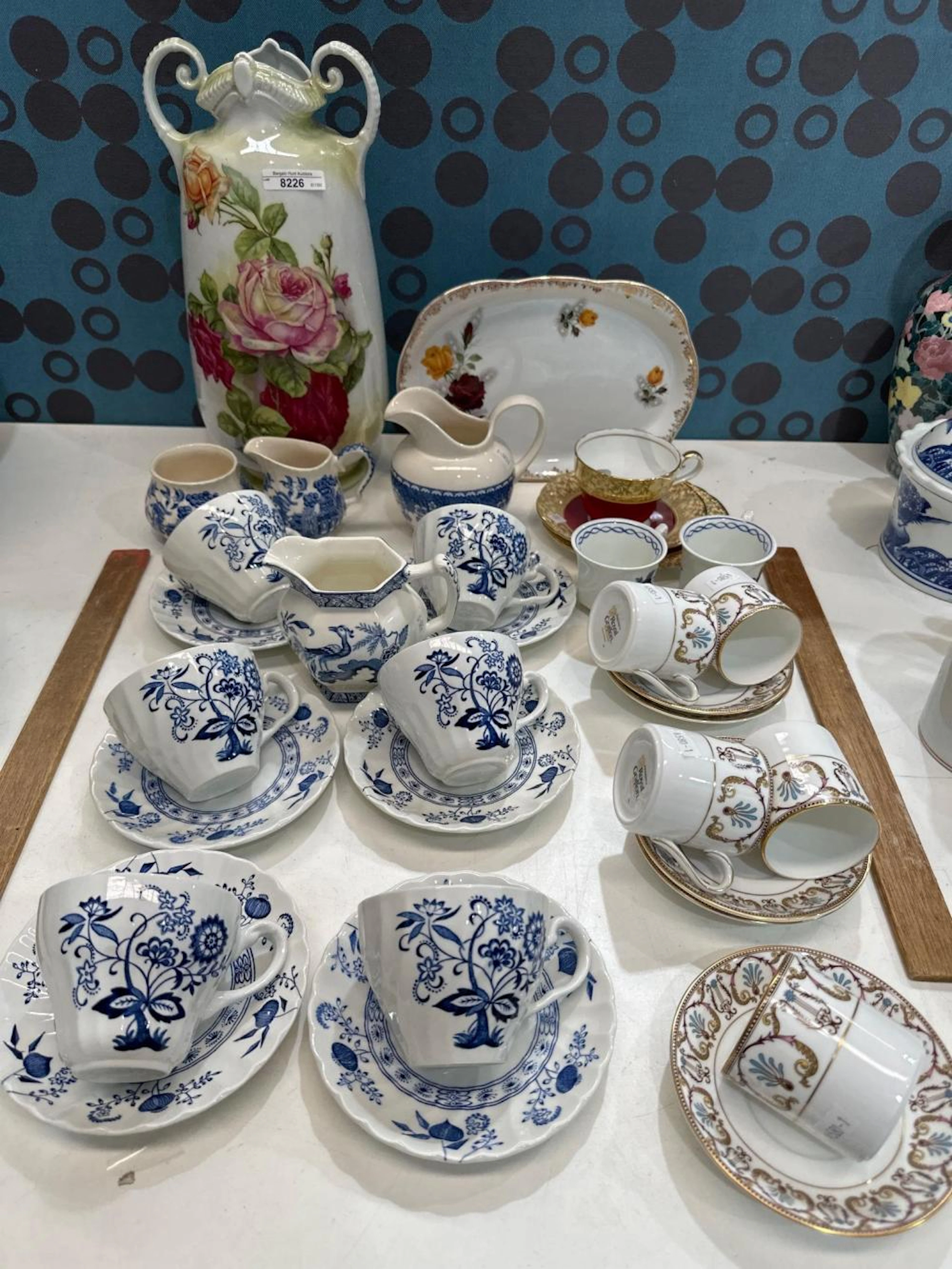 Assorted China and Porcelain - set five Royal Grafton...