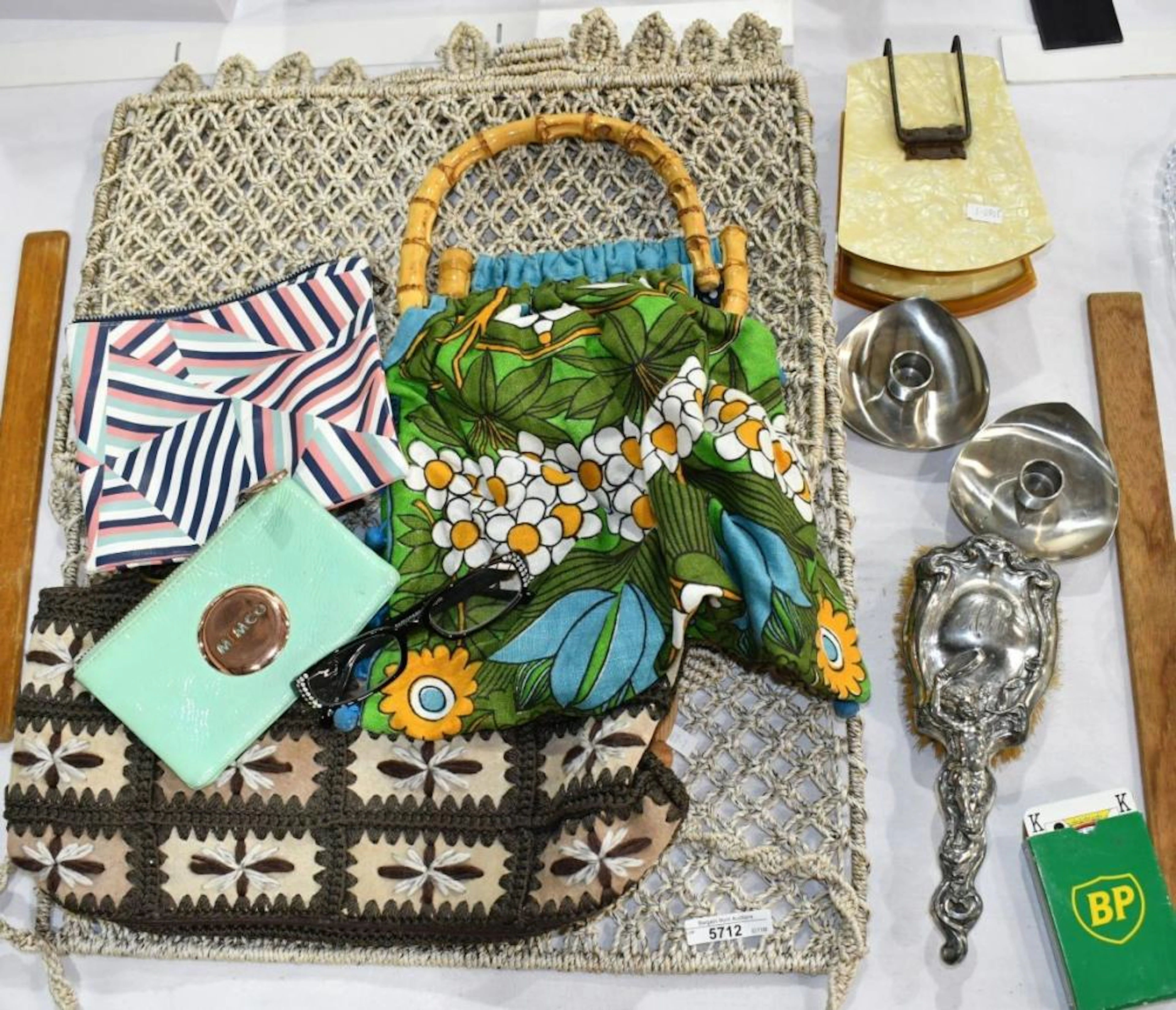 Sundries - including a vintage wall hanging