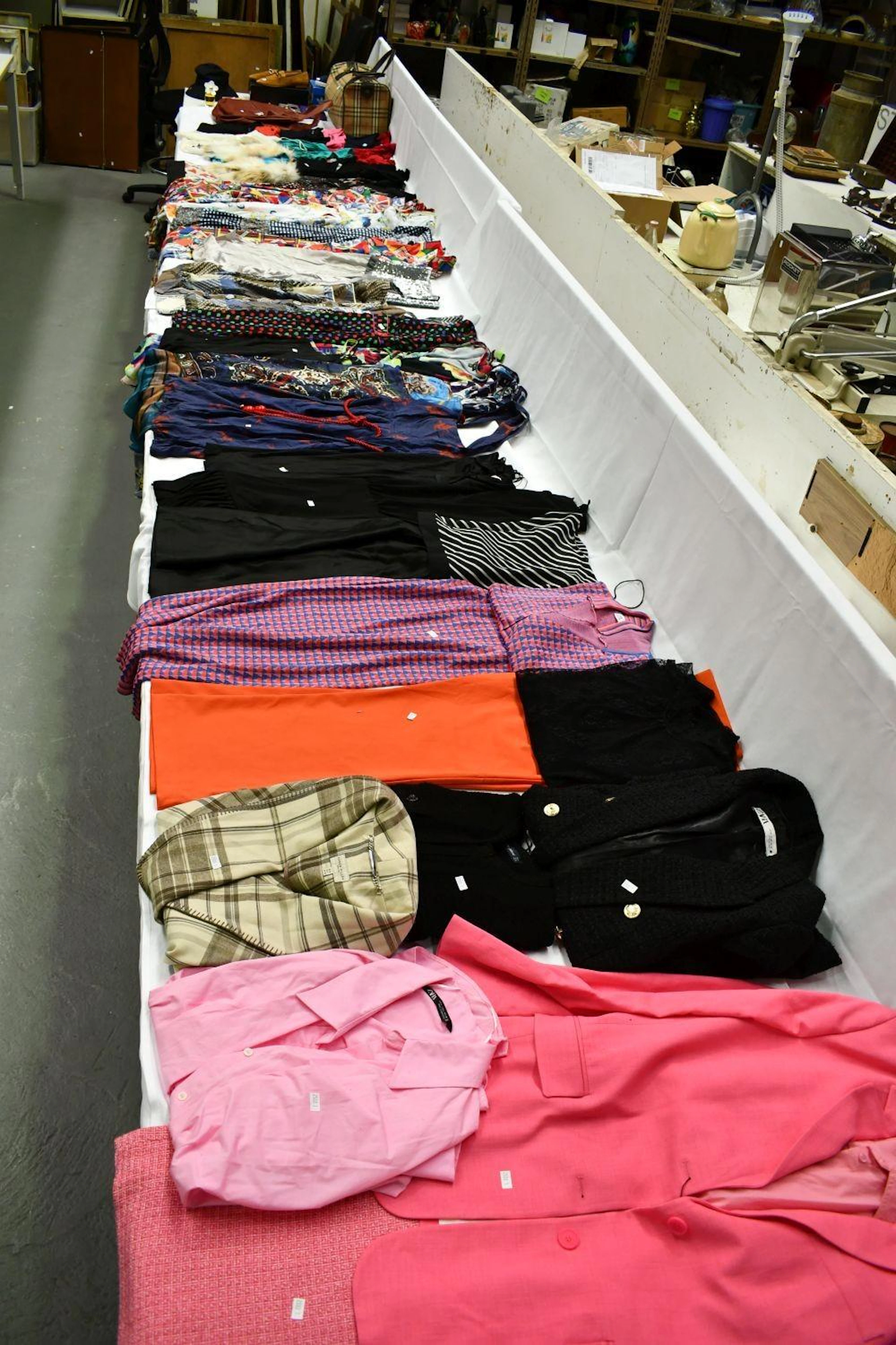 Quantity of assorted ladies vintage clothing etc