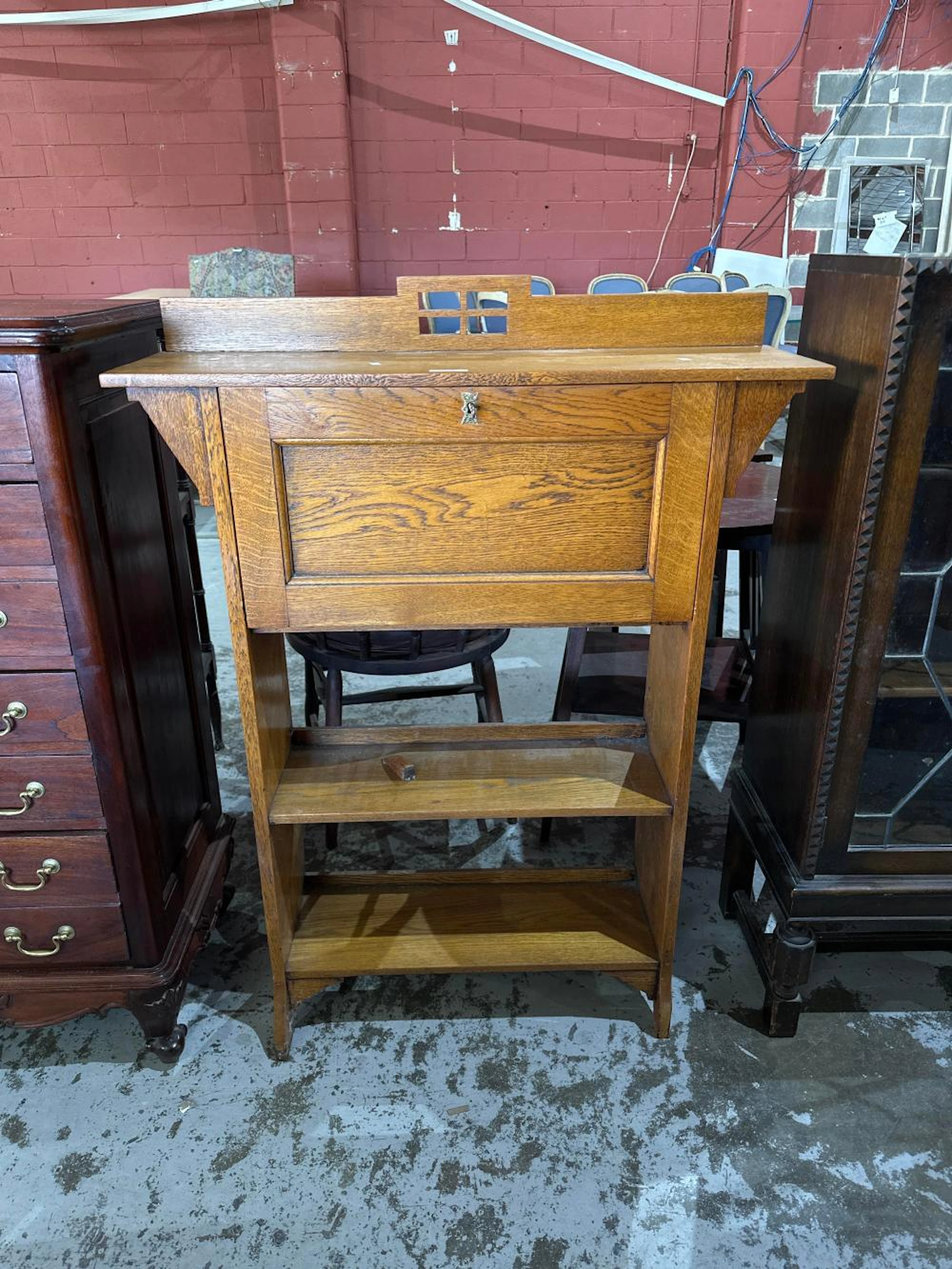 Vintage oak arts and crafts bureau bookcase