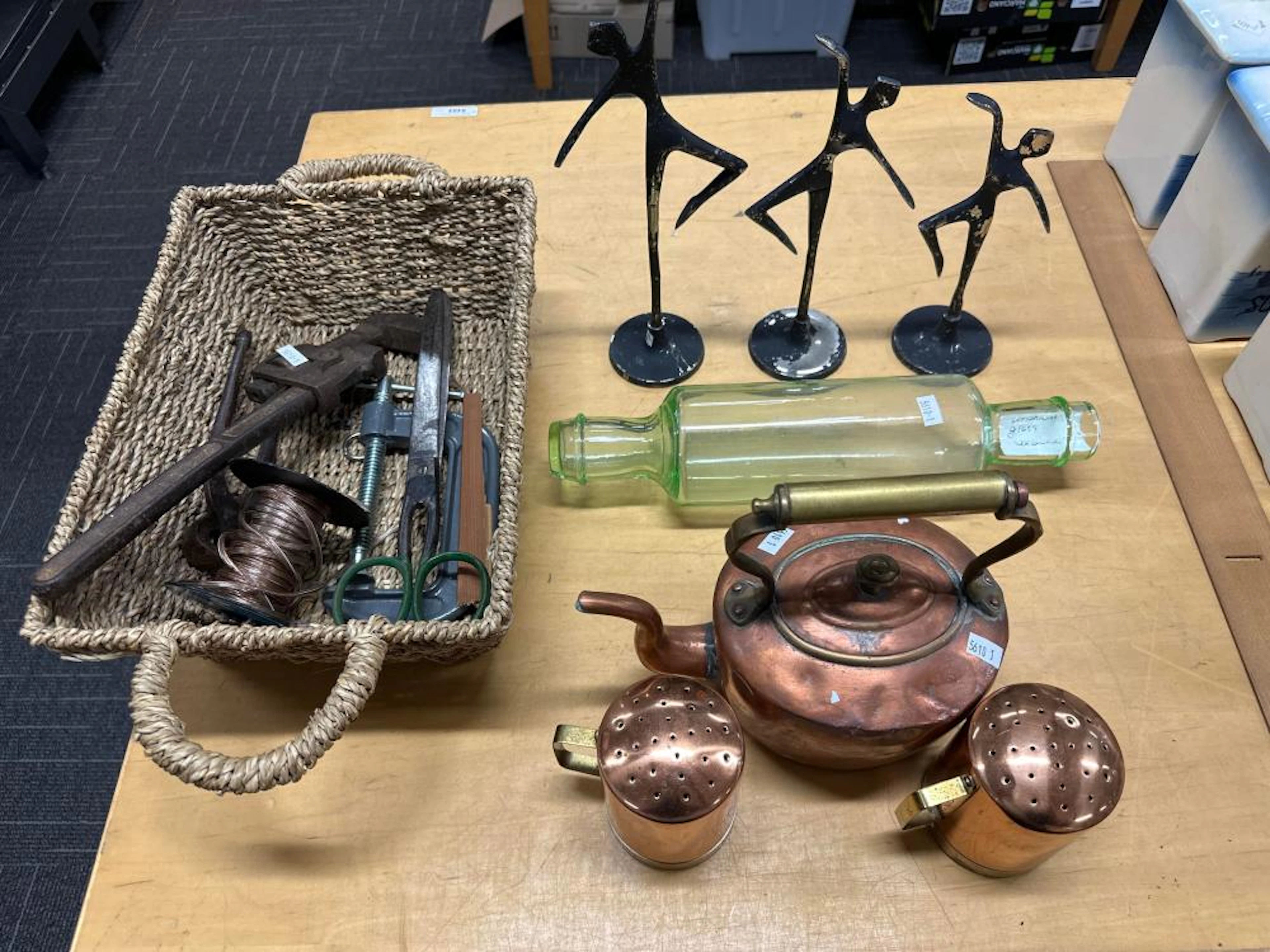 URANIUM GLASS, COPPER TEAPOT, VINTAGE TAILORS SCISSORS, TOOLS