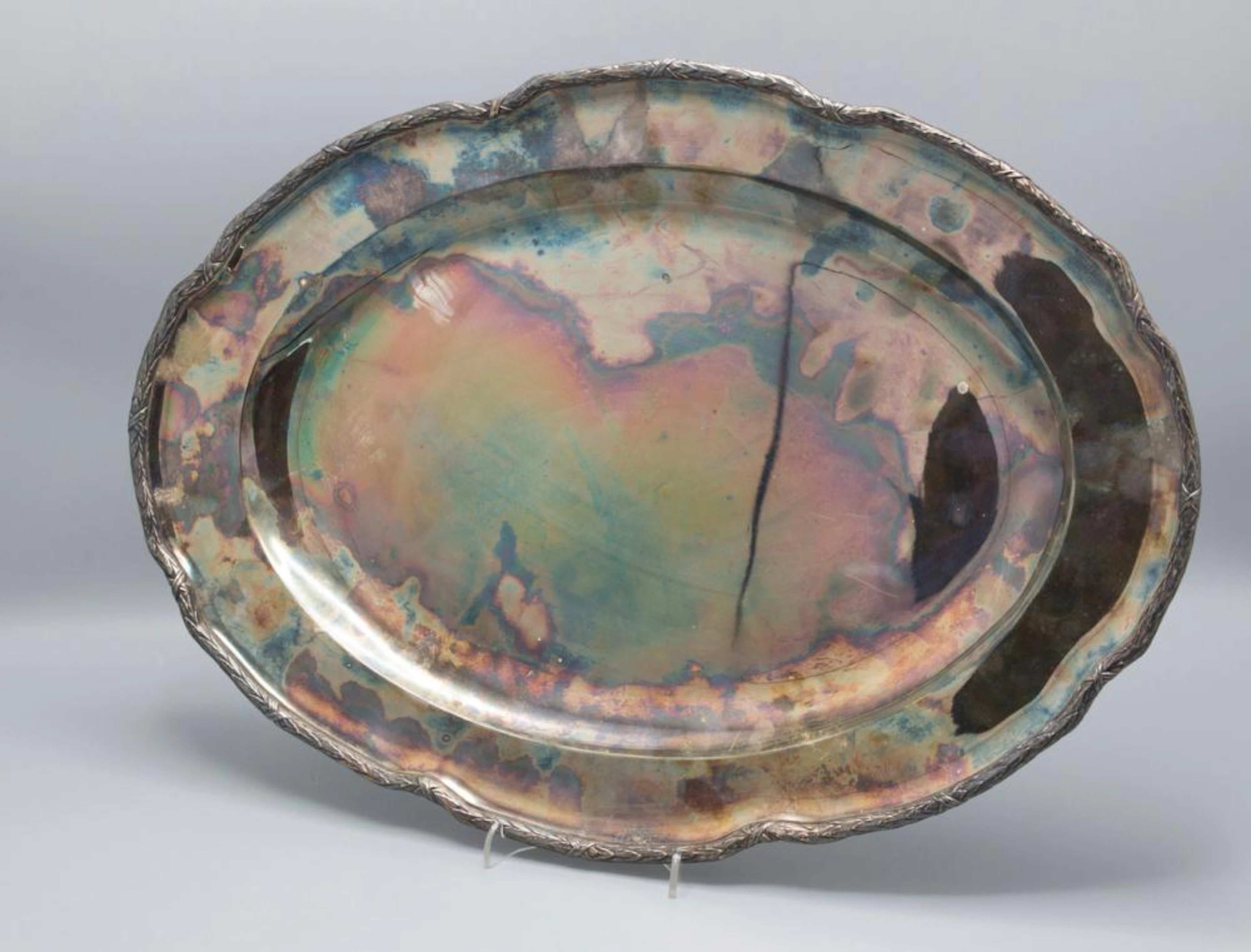 Silbertablett / A silver tray, deutsch, Anfang 20. Jh.
