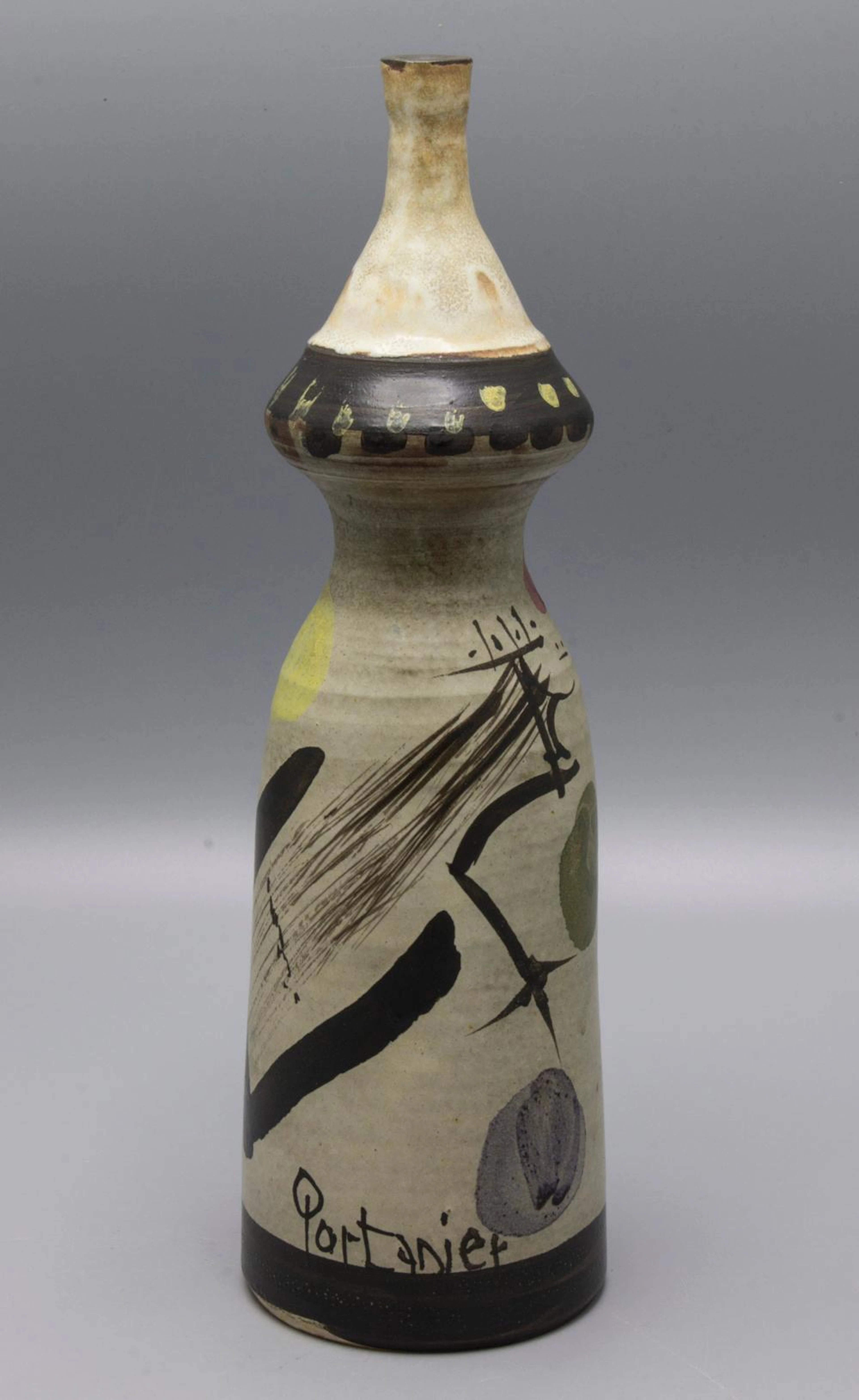 Künstler Ziervase / A ceramic art vase