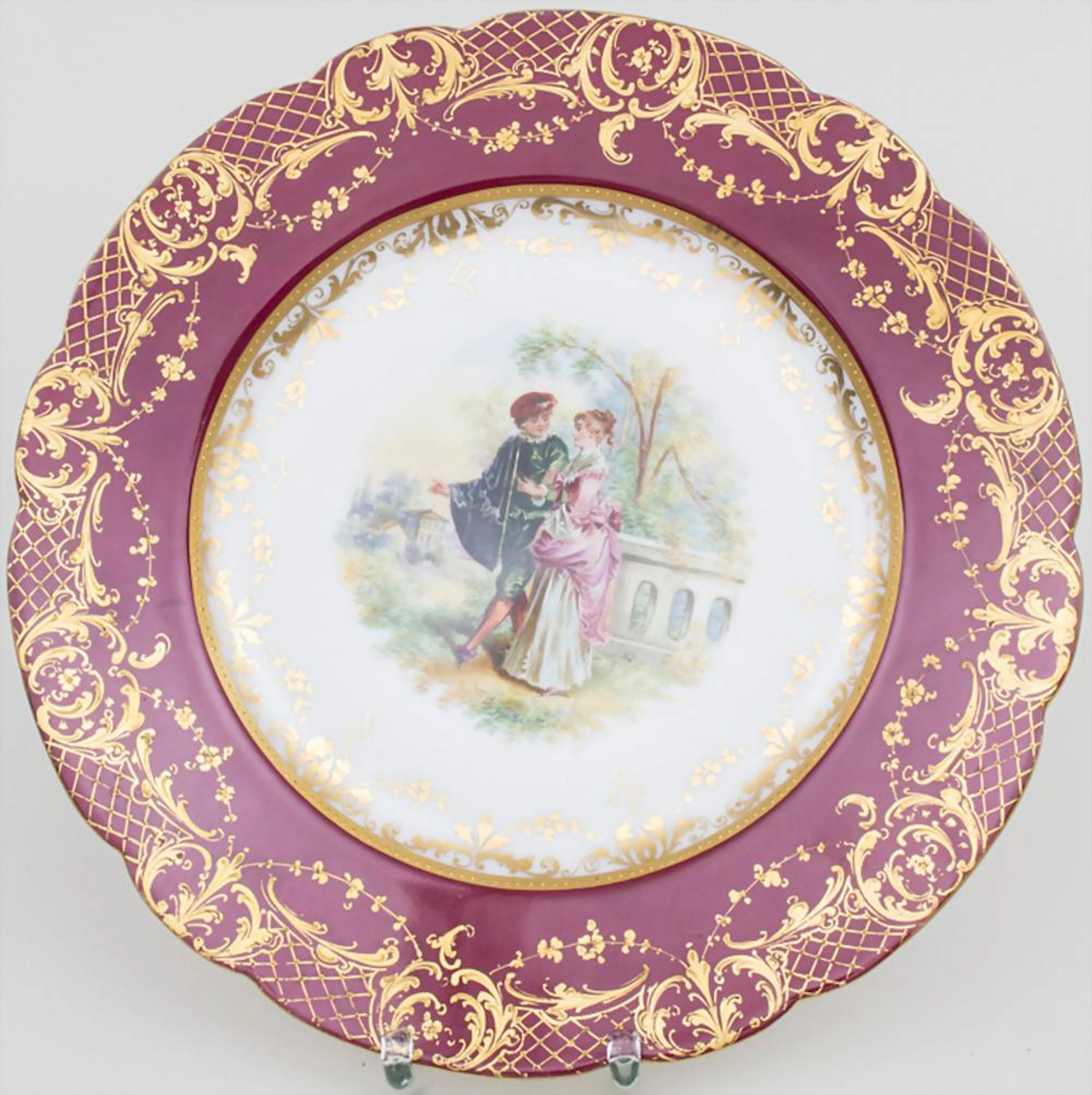 Zierteller mit Galanterie 'Rokoko-Paar' / A plate with a Rococo couple
