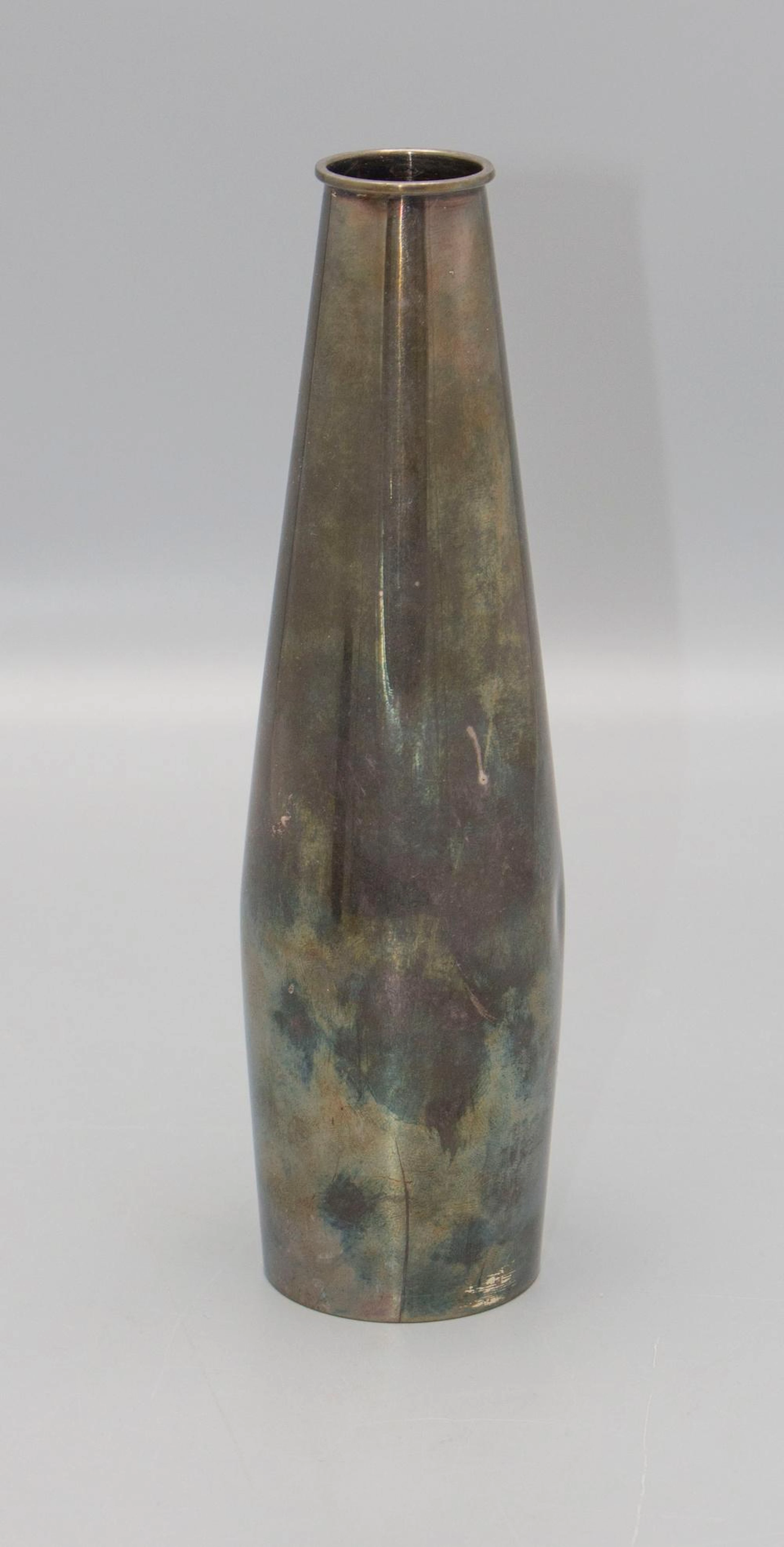 Silbervase / A silver vase, Anfang 20. Jh.