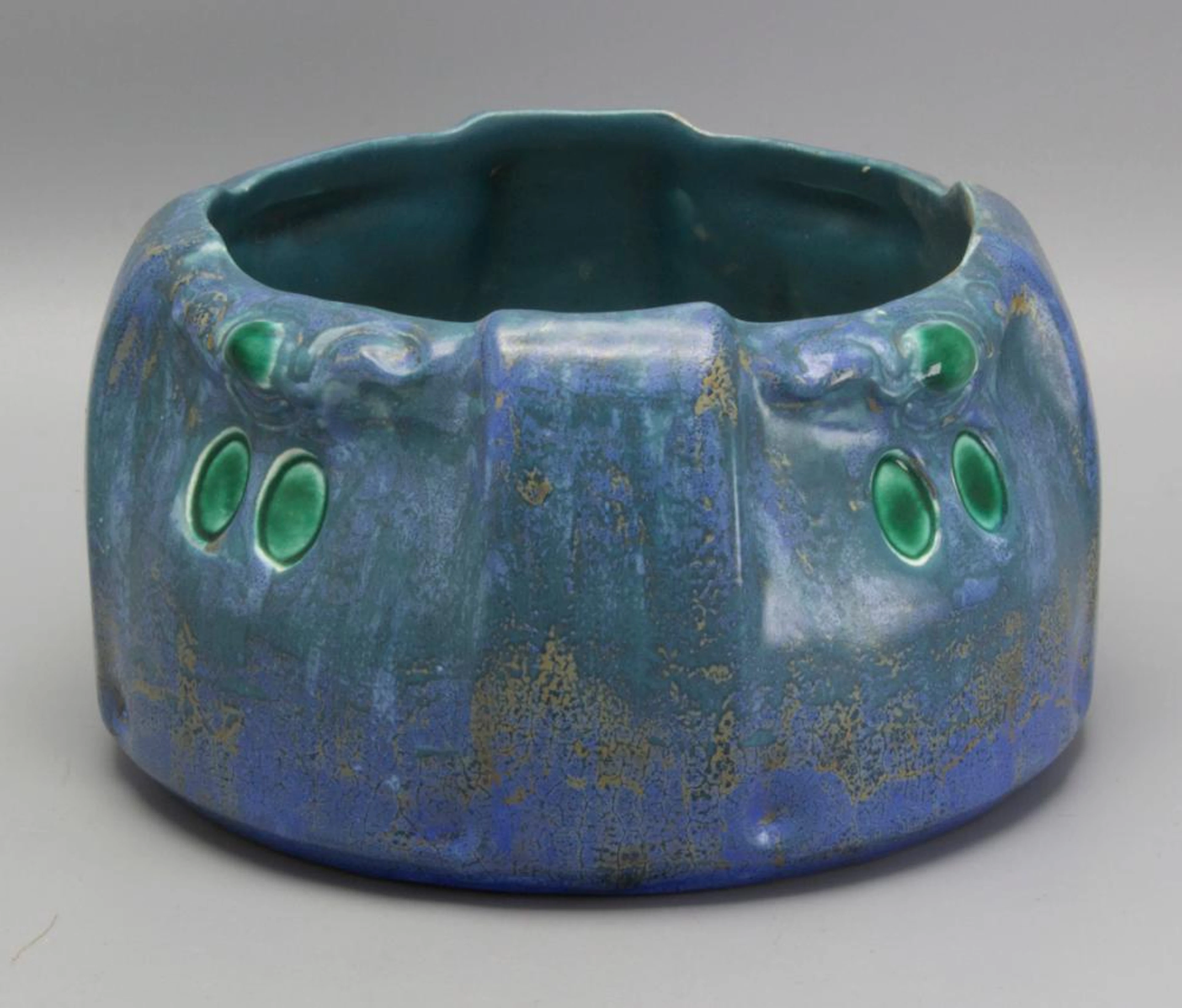 Jugendstil Keramikschale / An Art Nouveau ceramic bowl