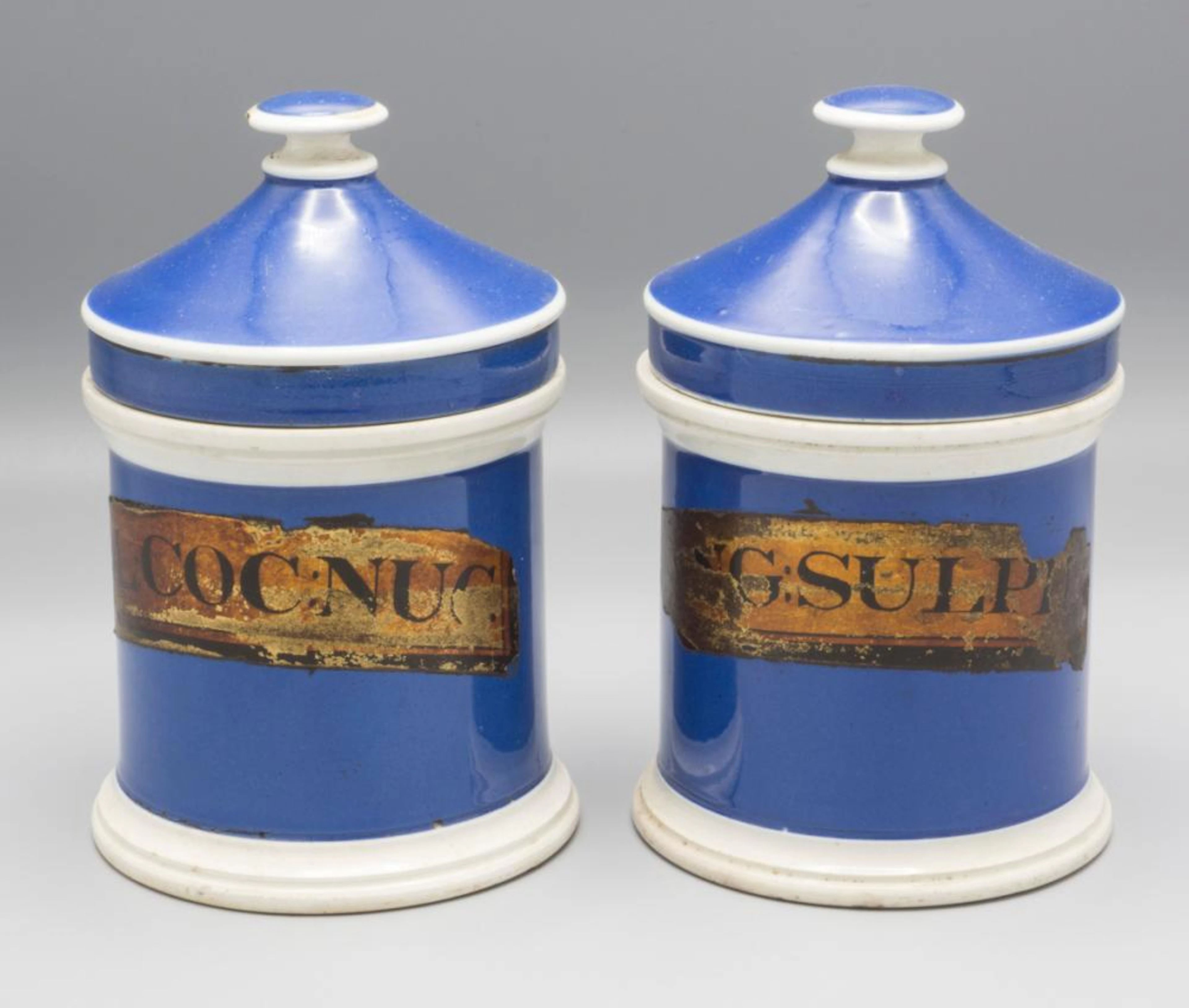 Zwei Apothekergefäße / Two pharmacy jars, 2. Hälfte 19. Jh,