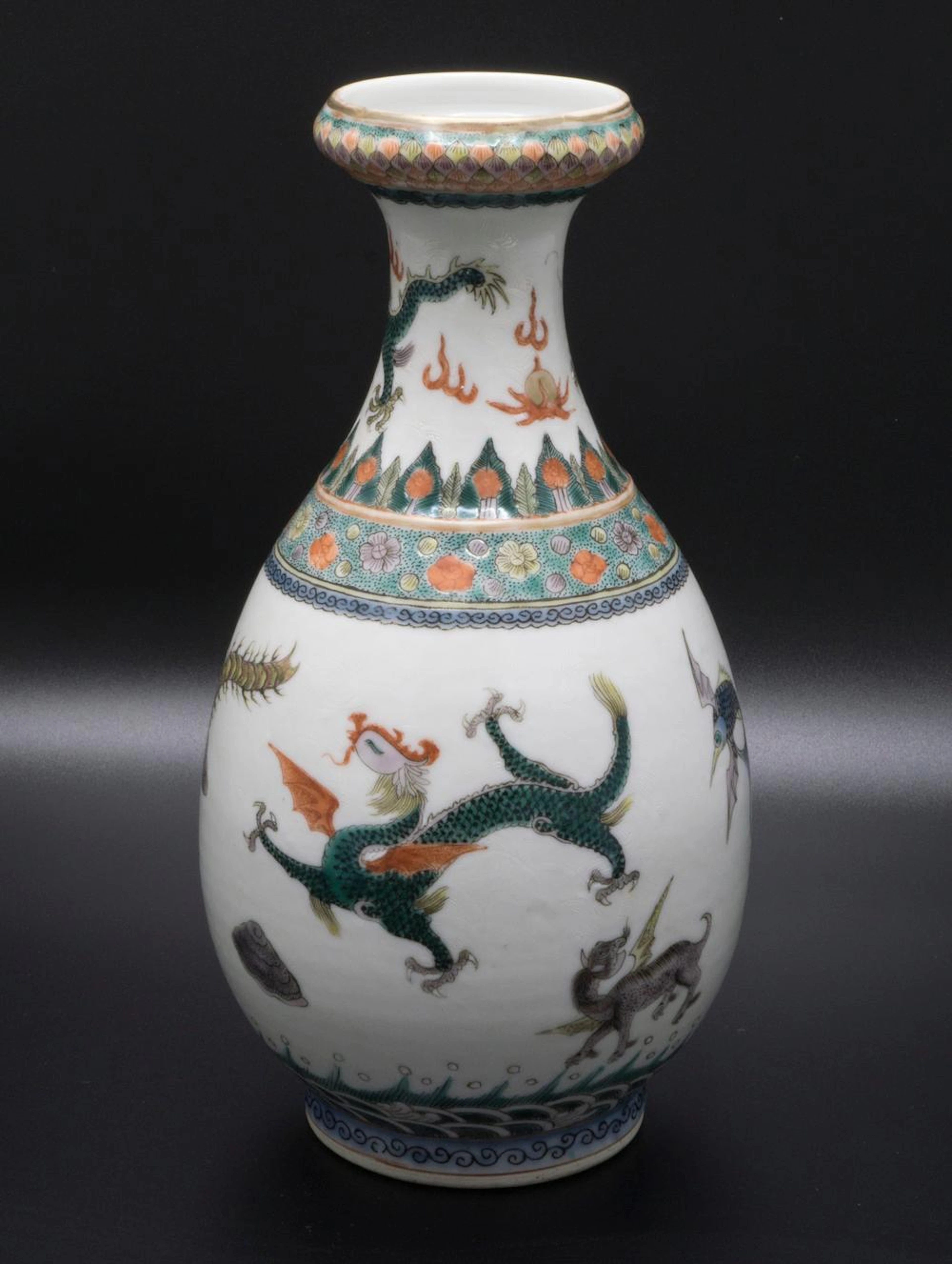 Sehr seltene 'SCRAFFITO' Porzellan Ziervase / A very rare...