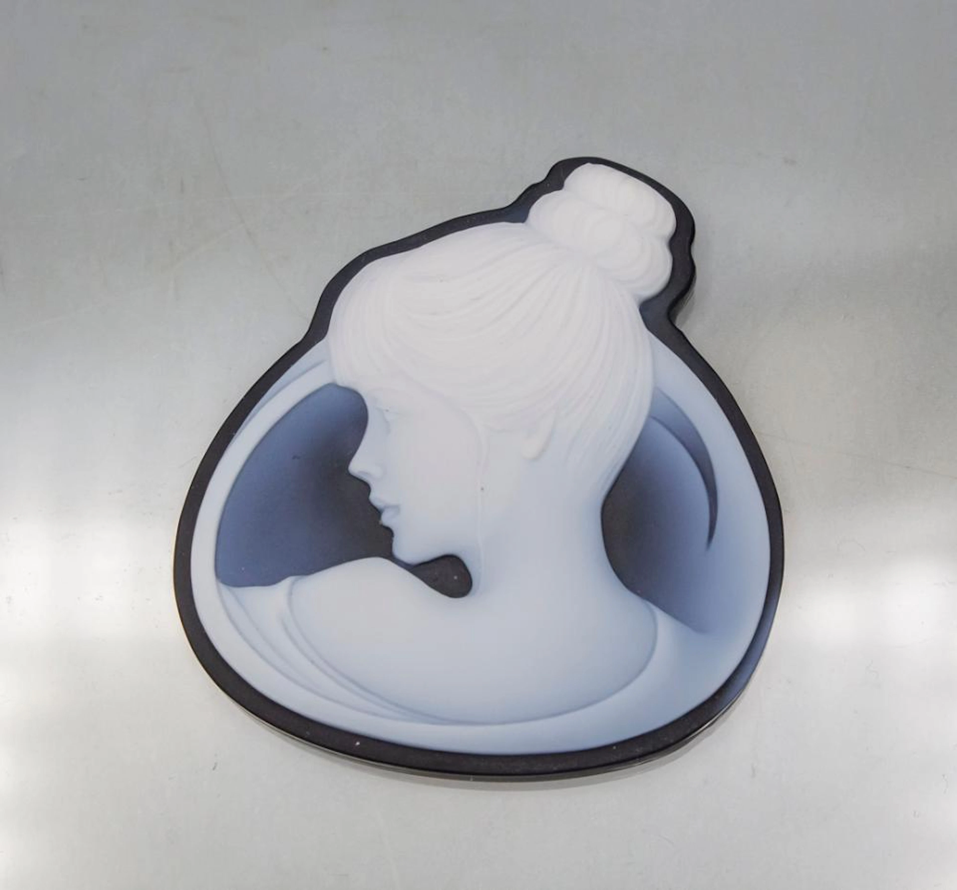 Jugendstil Kamée / An Art Noveau cameo