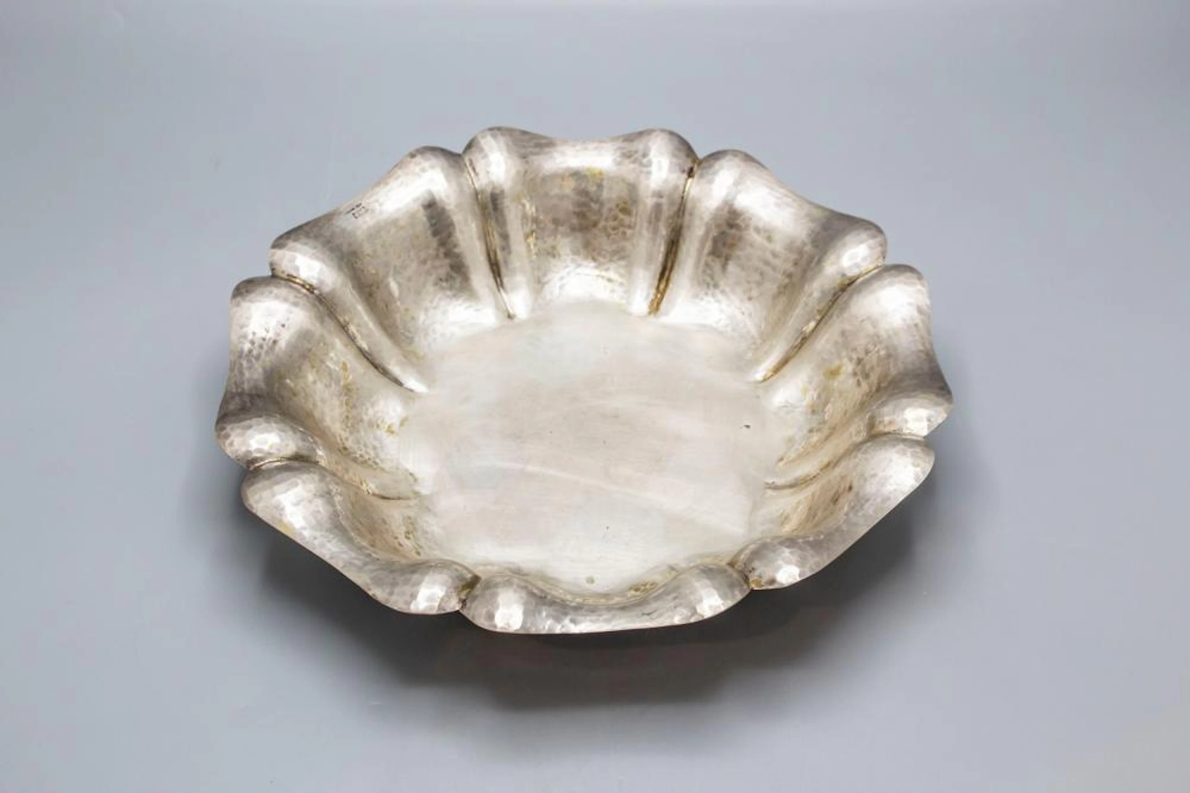 Silberschale / A silver bowl, Italien, 20. Jh.
