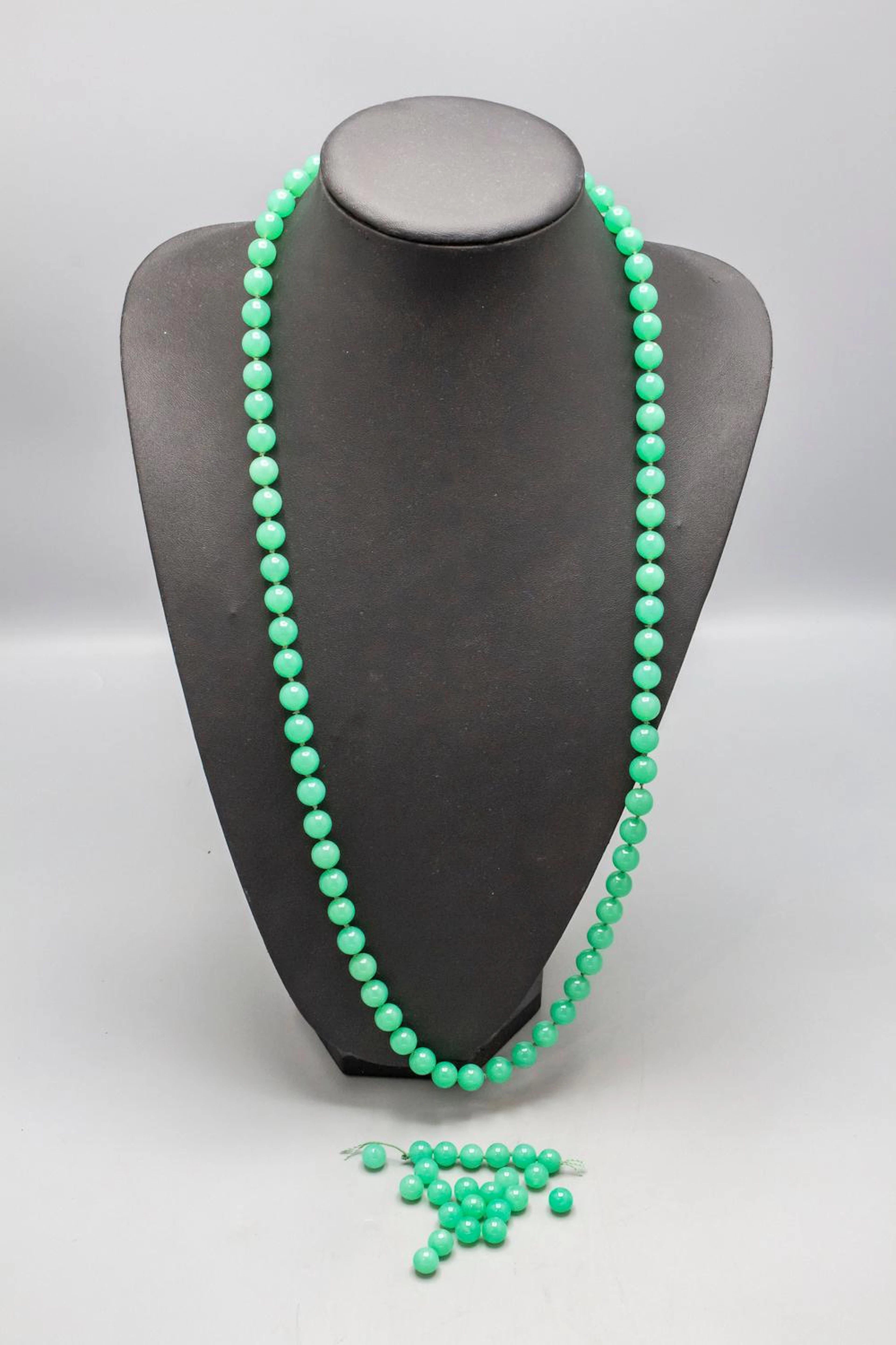 Collier mit Chrysopras-Perle