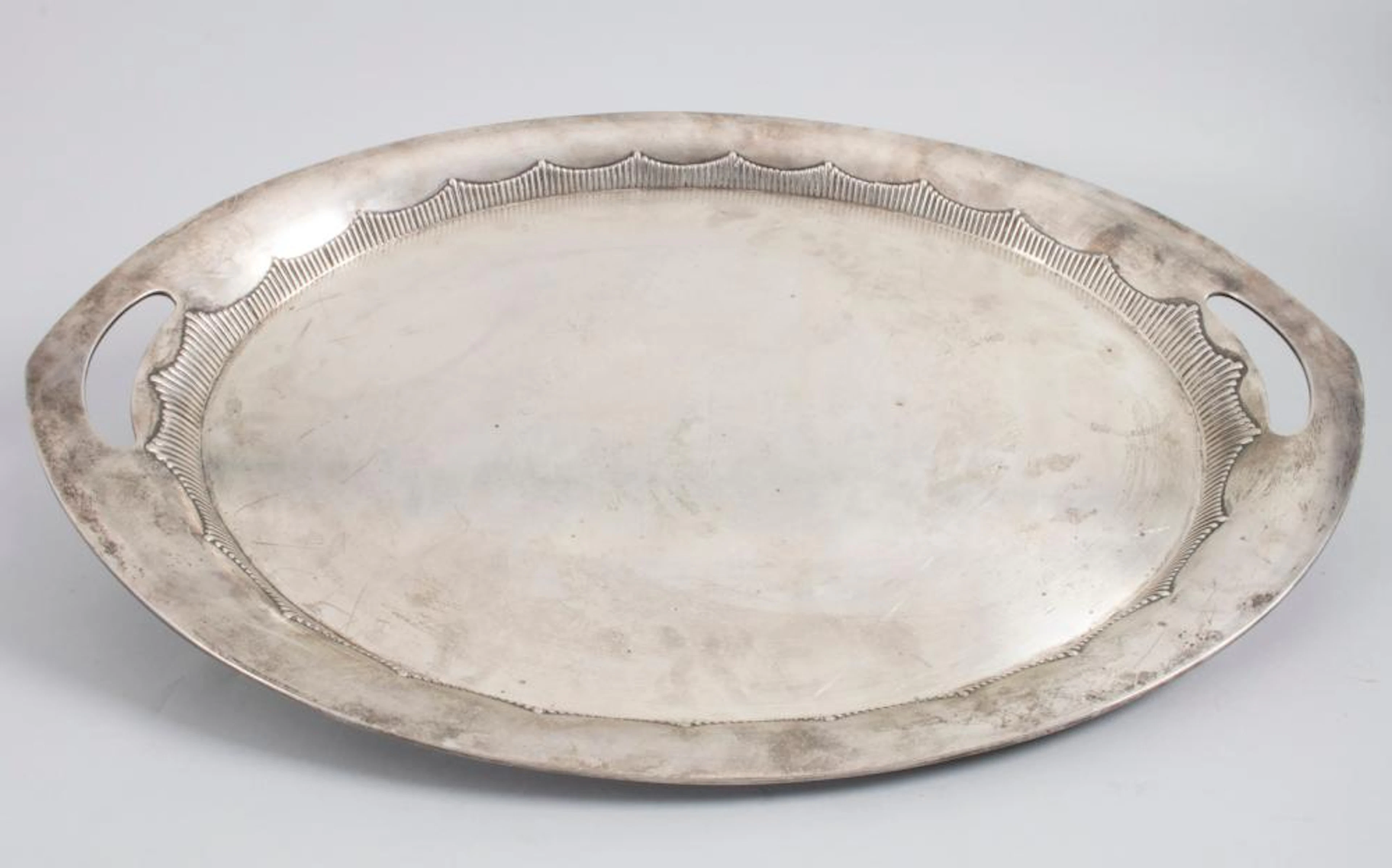 Großes Silbertablett / A large silver tray