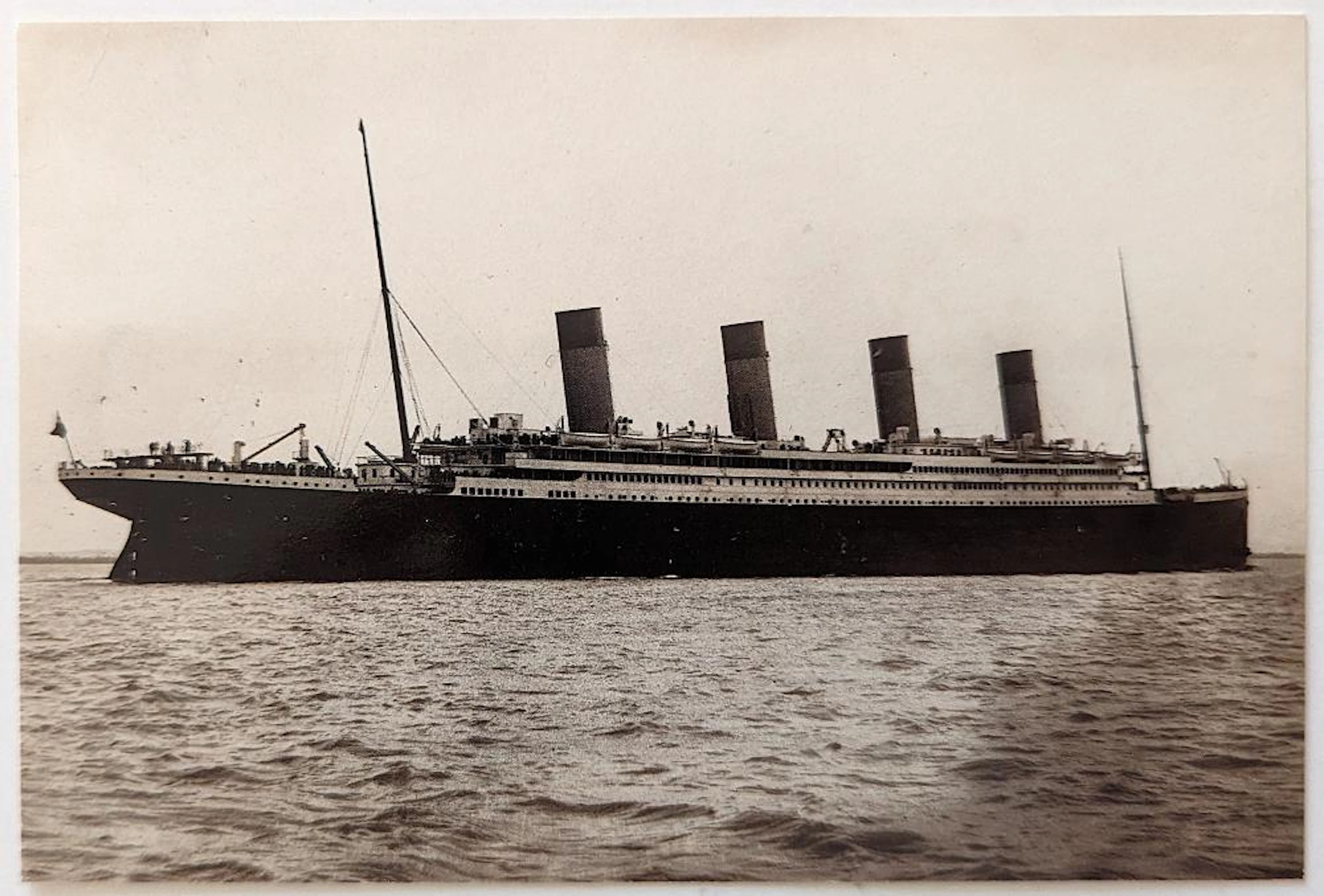Original TITANIC Postcard Signed Survivors