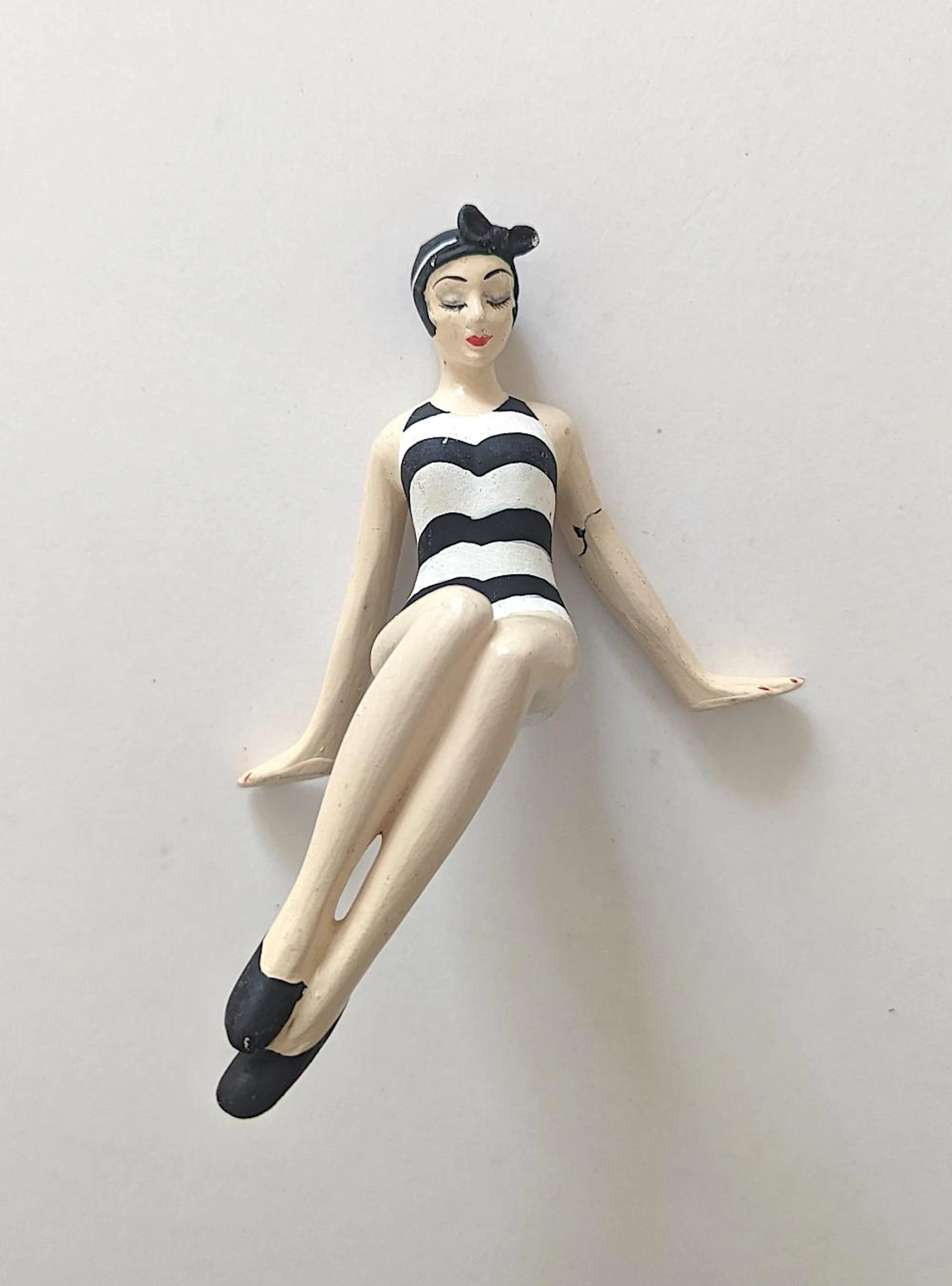 Original Vintage Figurine Bathing Beauty Retro
