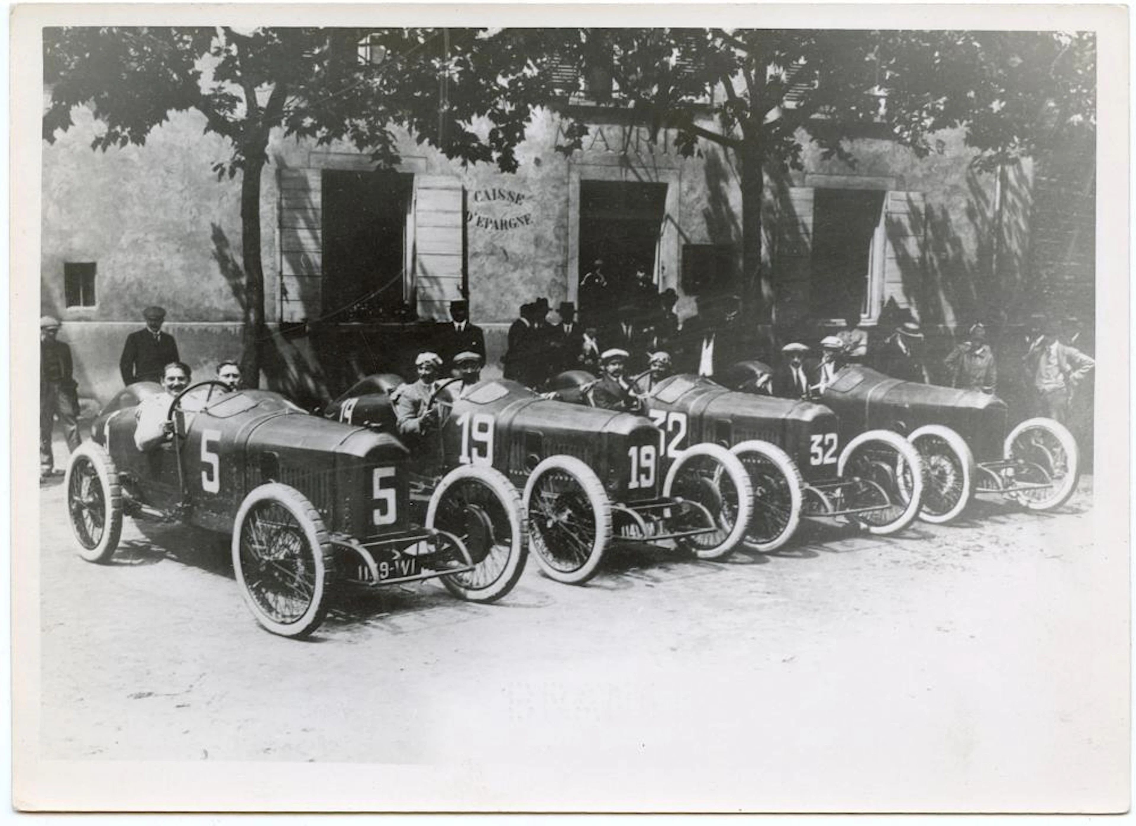 Vintage Real Historical Photo Car Racing