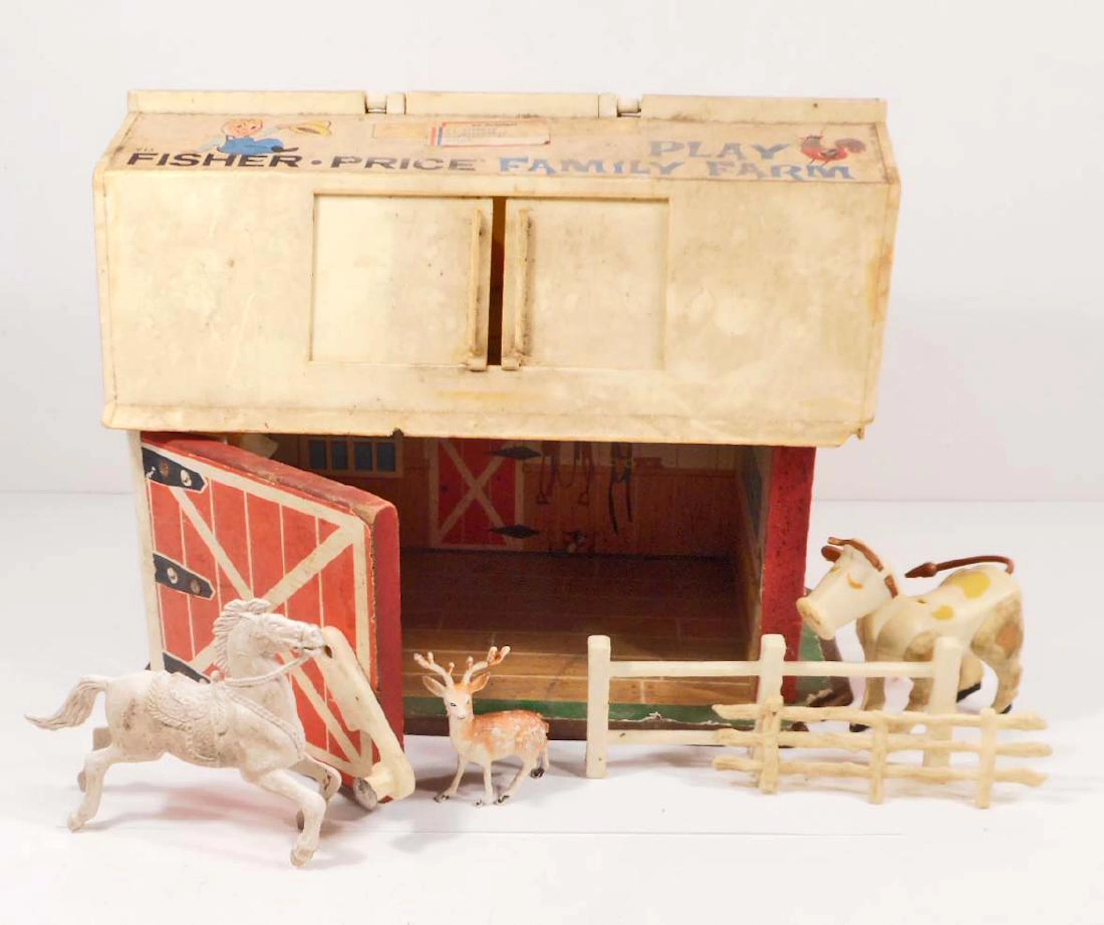 Vintage fisher price family farm play barn