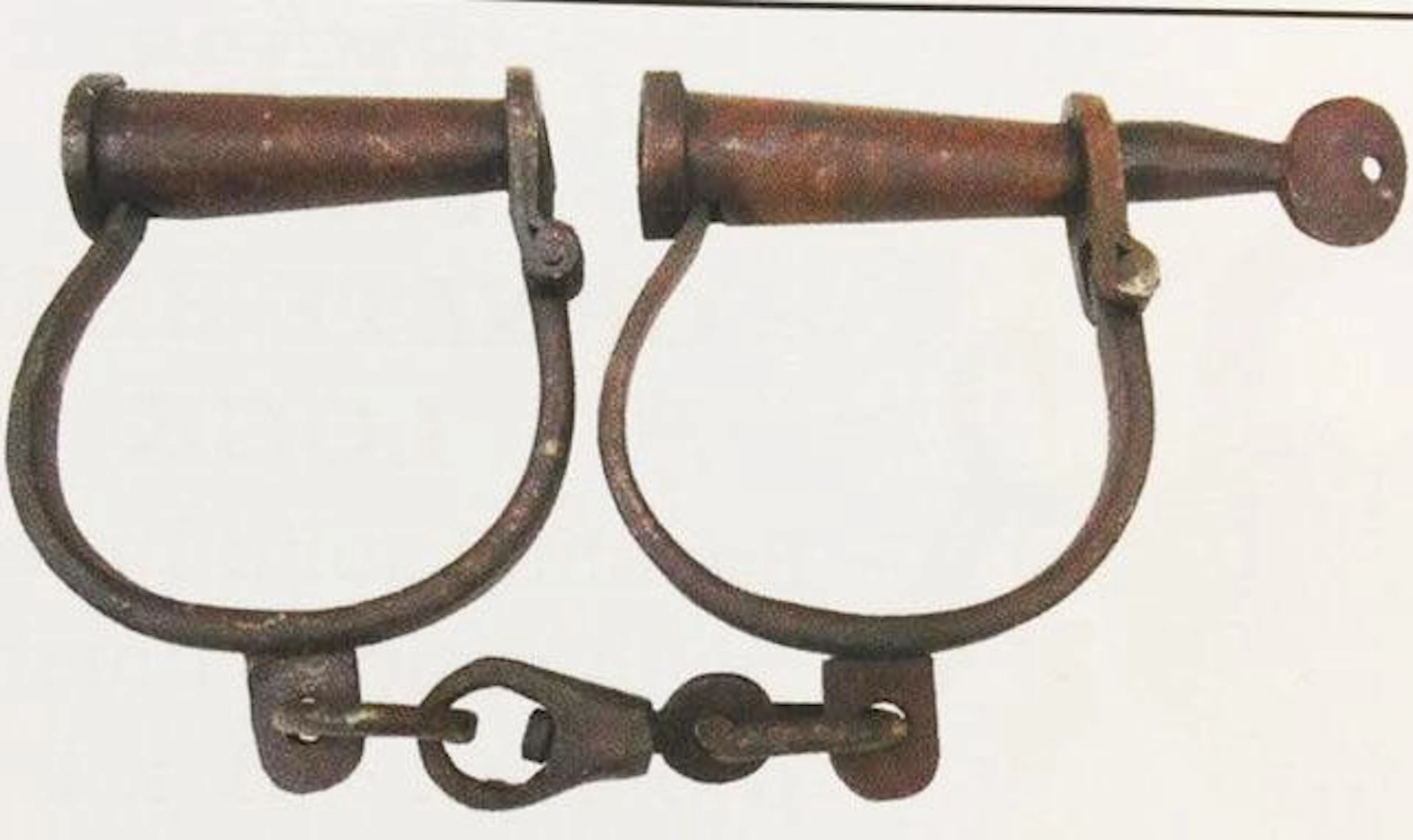 Yuma prison iron handcuffs w/ key