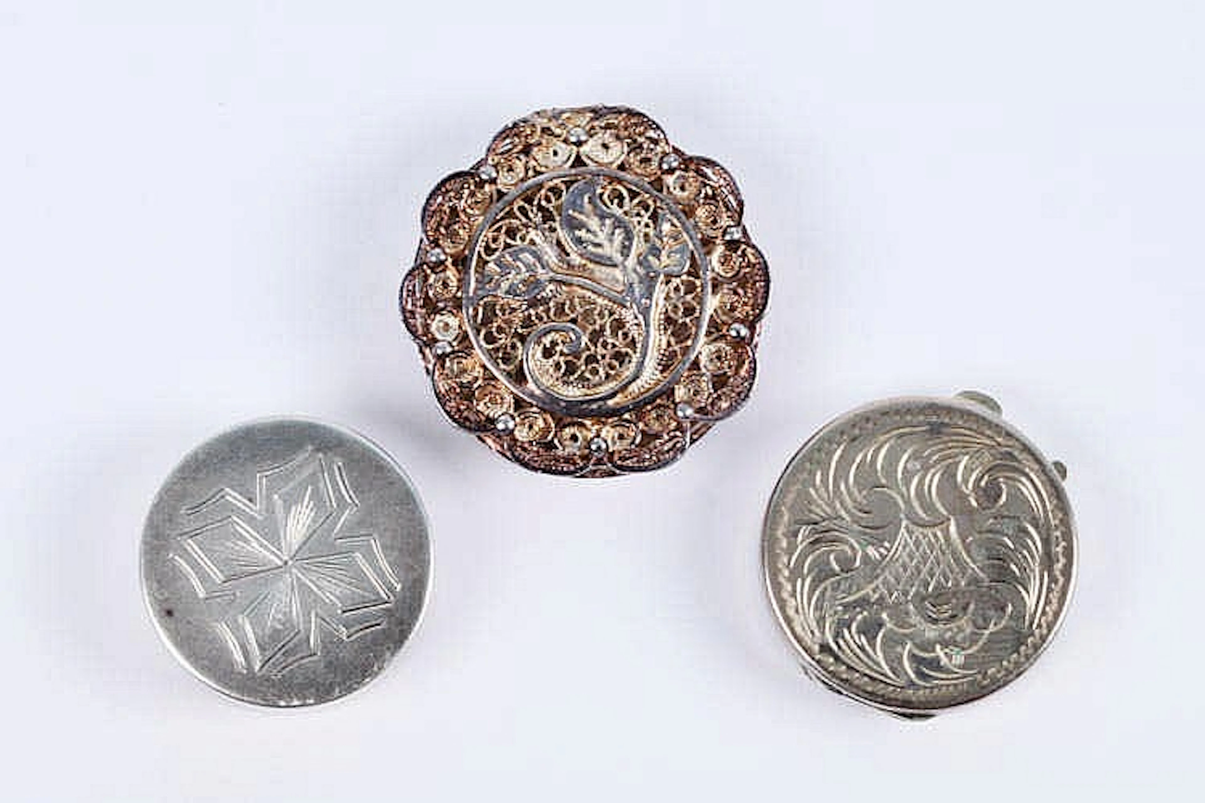 THREE SILVER PILLBOXES