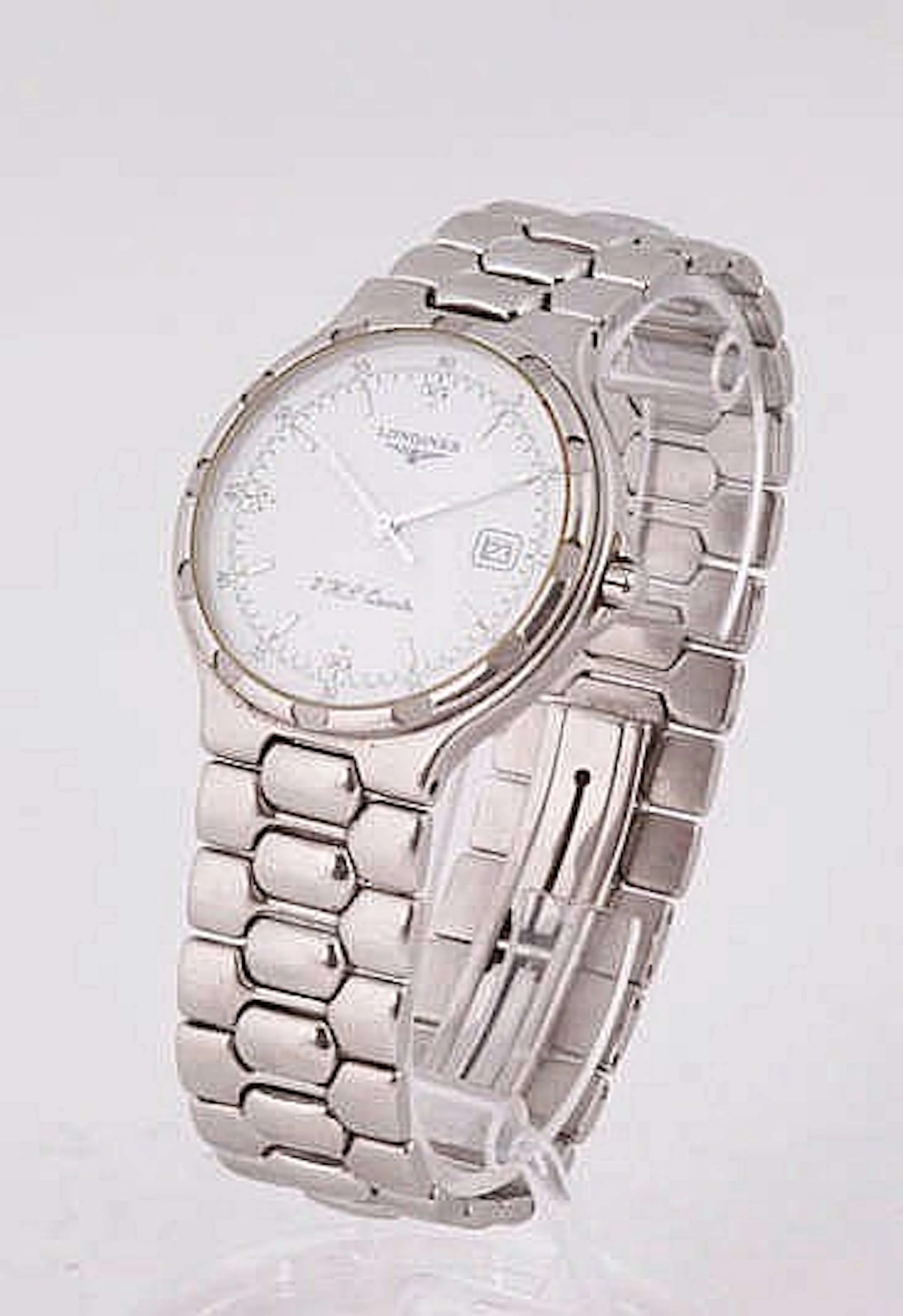 LONGINES V.H.P. QUARTZ SWISS WRISTWATCH