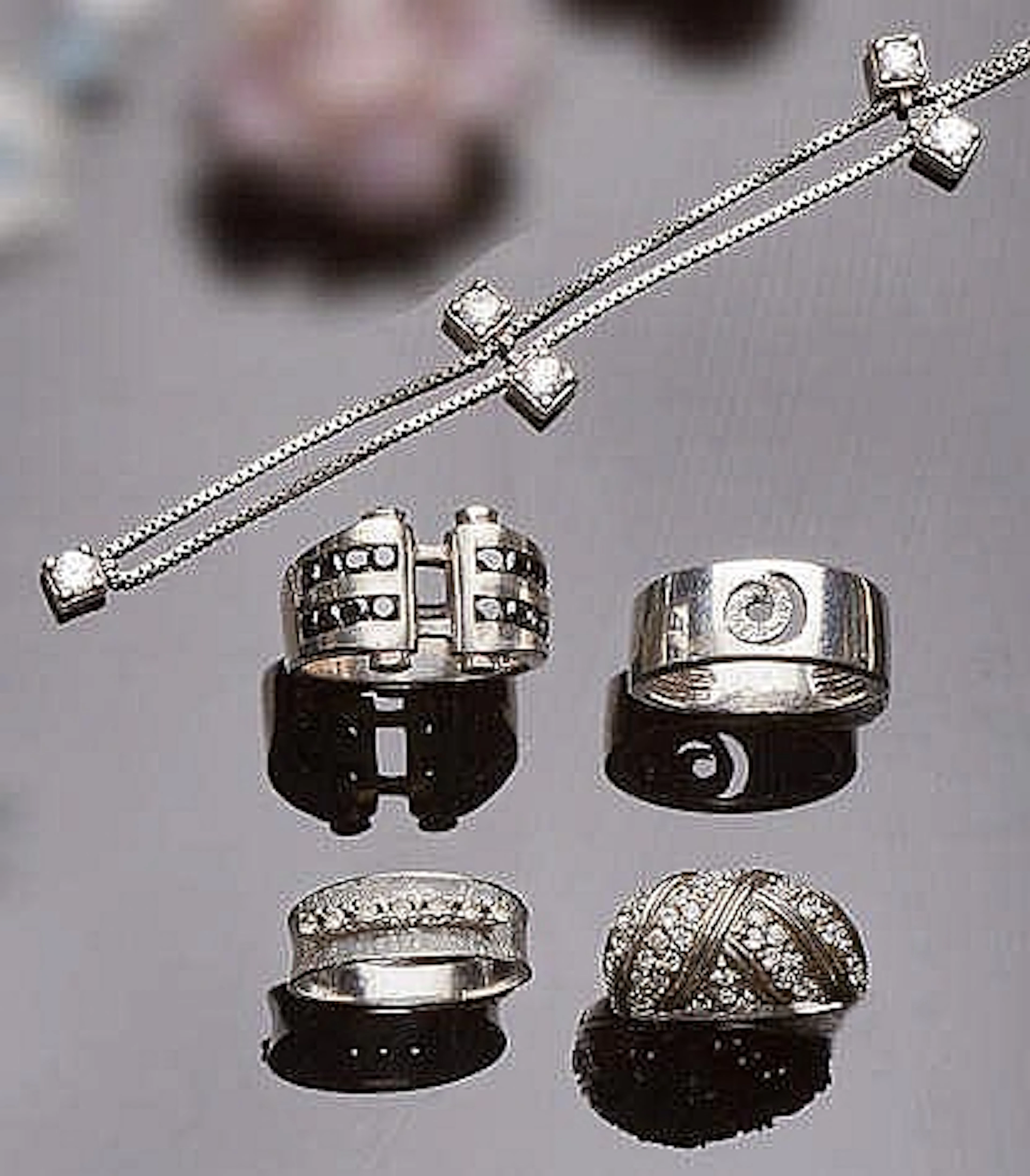 A GROUP OF SILVER JEWELRY