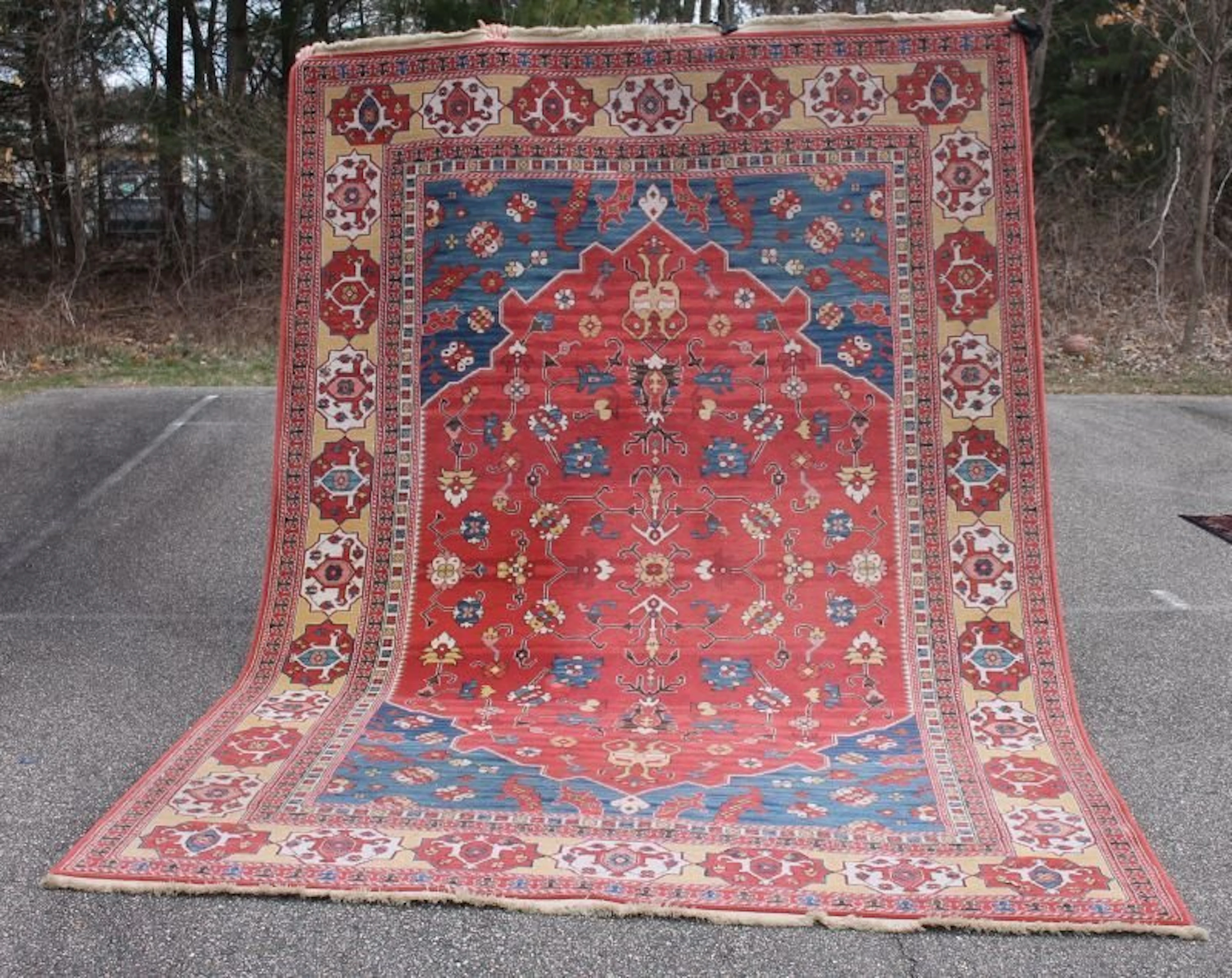 8'1"x11'9" Karastan made "Turkish Church" pattern room